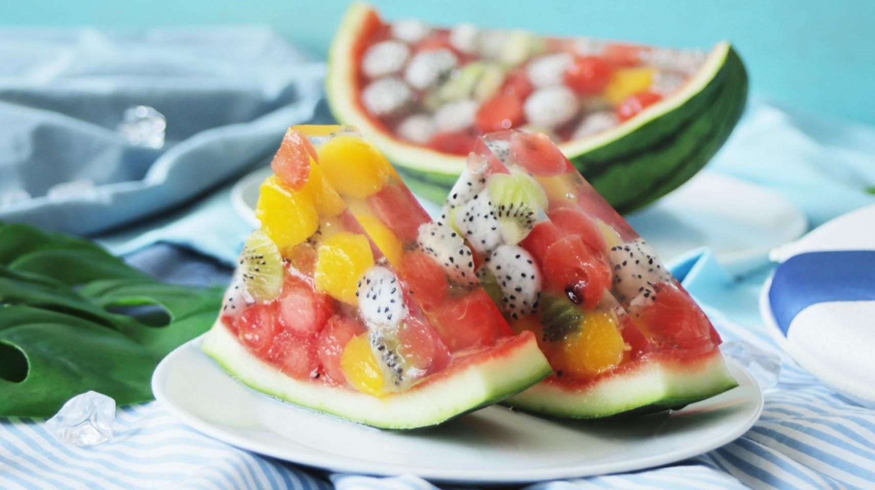 Свіжий кавун в желе з ягодами: рецепт на дитячий стіл Свіжий кавун в желе з ягодами: рецепт на дитячий стіл