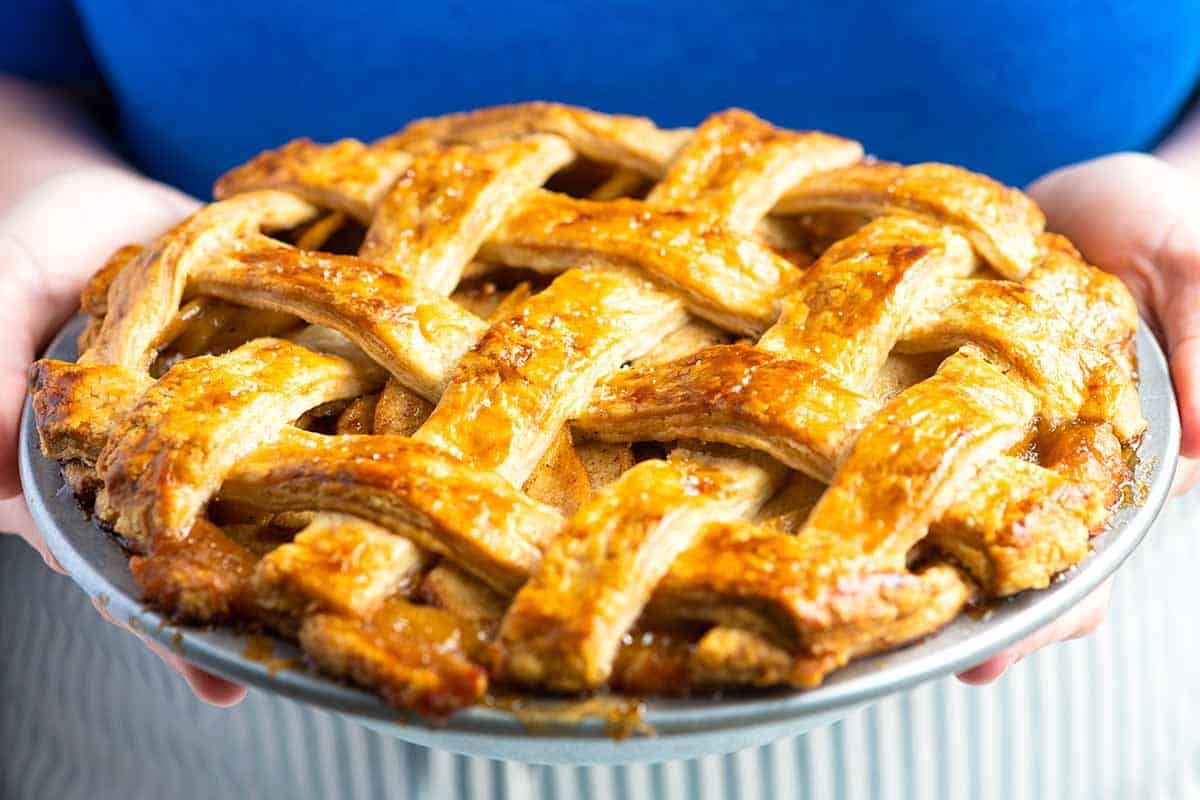 Яблочный пирог: рецепт в духовке