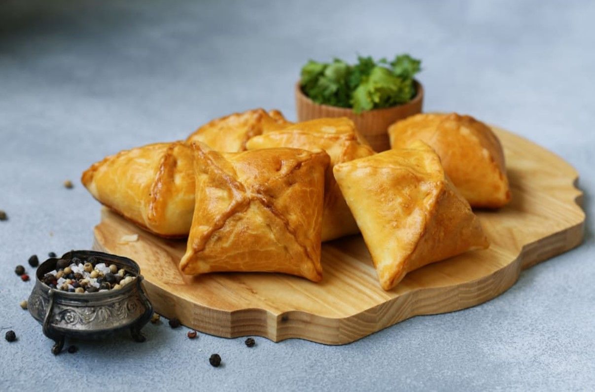 Минихачапури из слоеного теста: рецепт Минихачапури из слоеного теста: рецепт