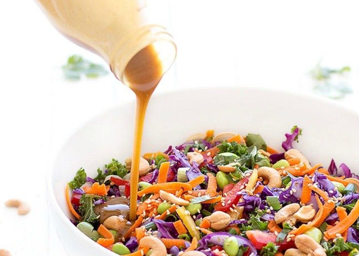 Рецепт орехового соуса к салатам. Рецепт орехового соуса к салатам.