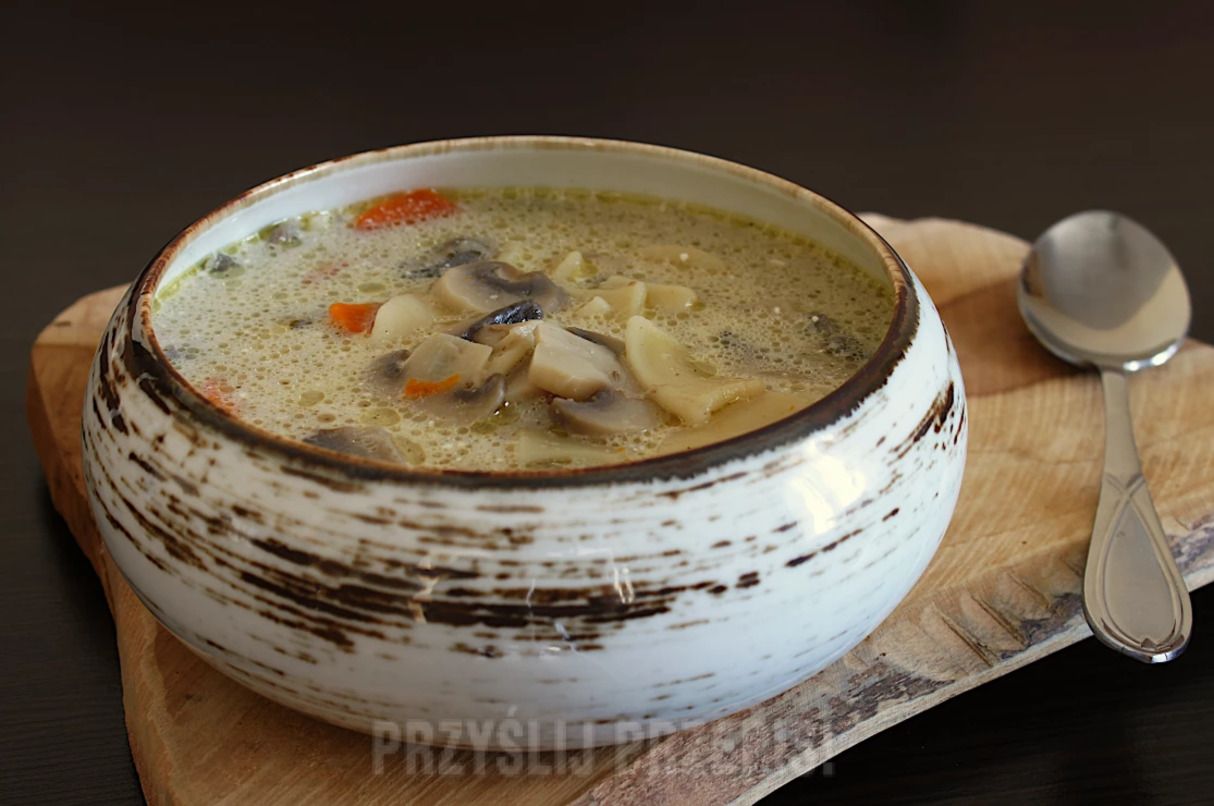 Грибний суп з макаронами: рецепт  Грибний суп з макаронами: рецепт