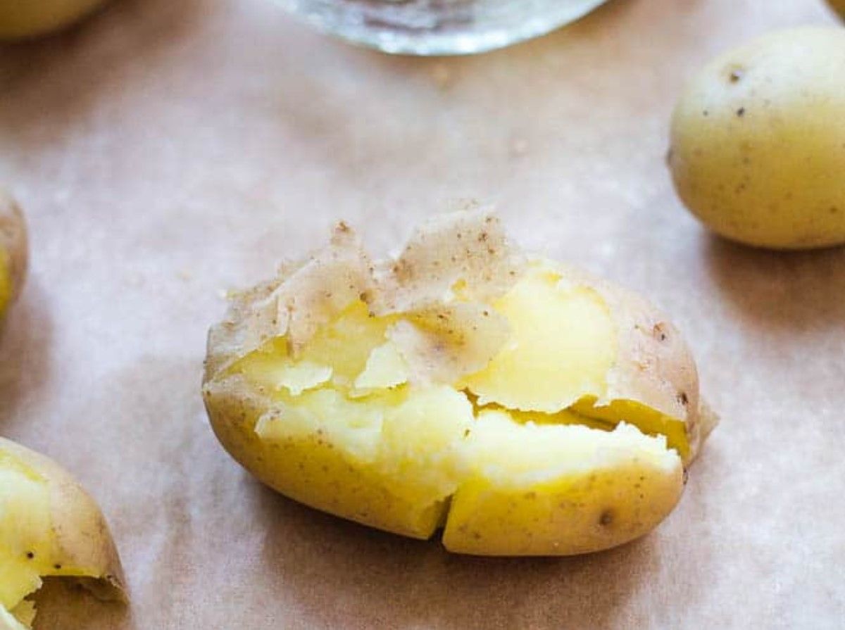 Ідеальна картопля в мундирі за 5 хвилин