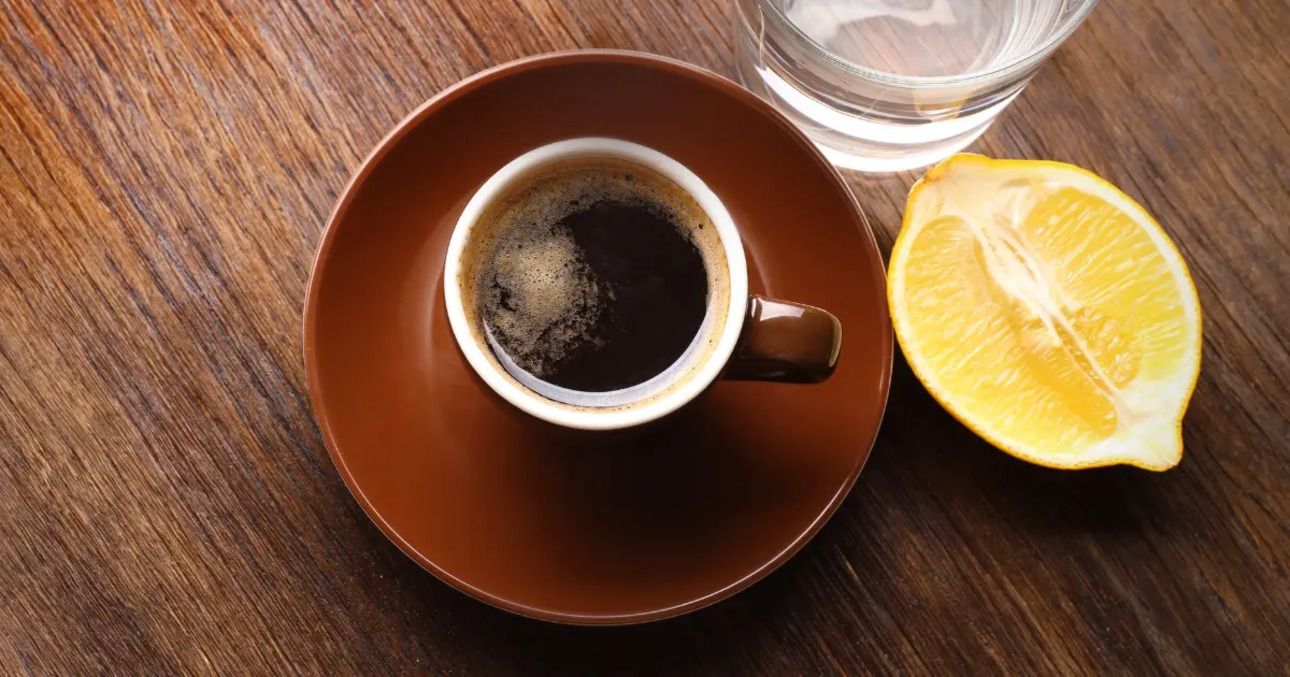 Кофе с лимоном: в чем особенность