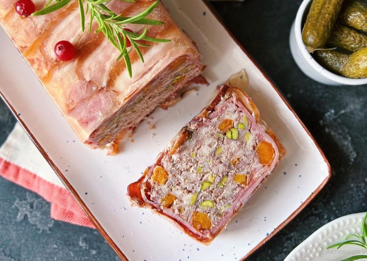 Терин из мяса и сухофруктов Терин из мяса и сухофруктов