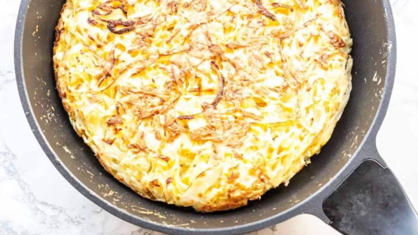 Капустяний пиріг на сковорідці Капустяний пиріг на сковорідці