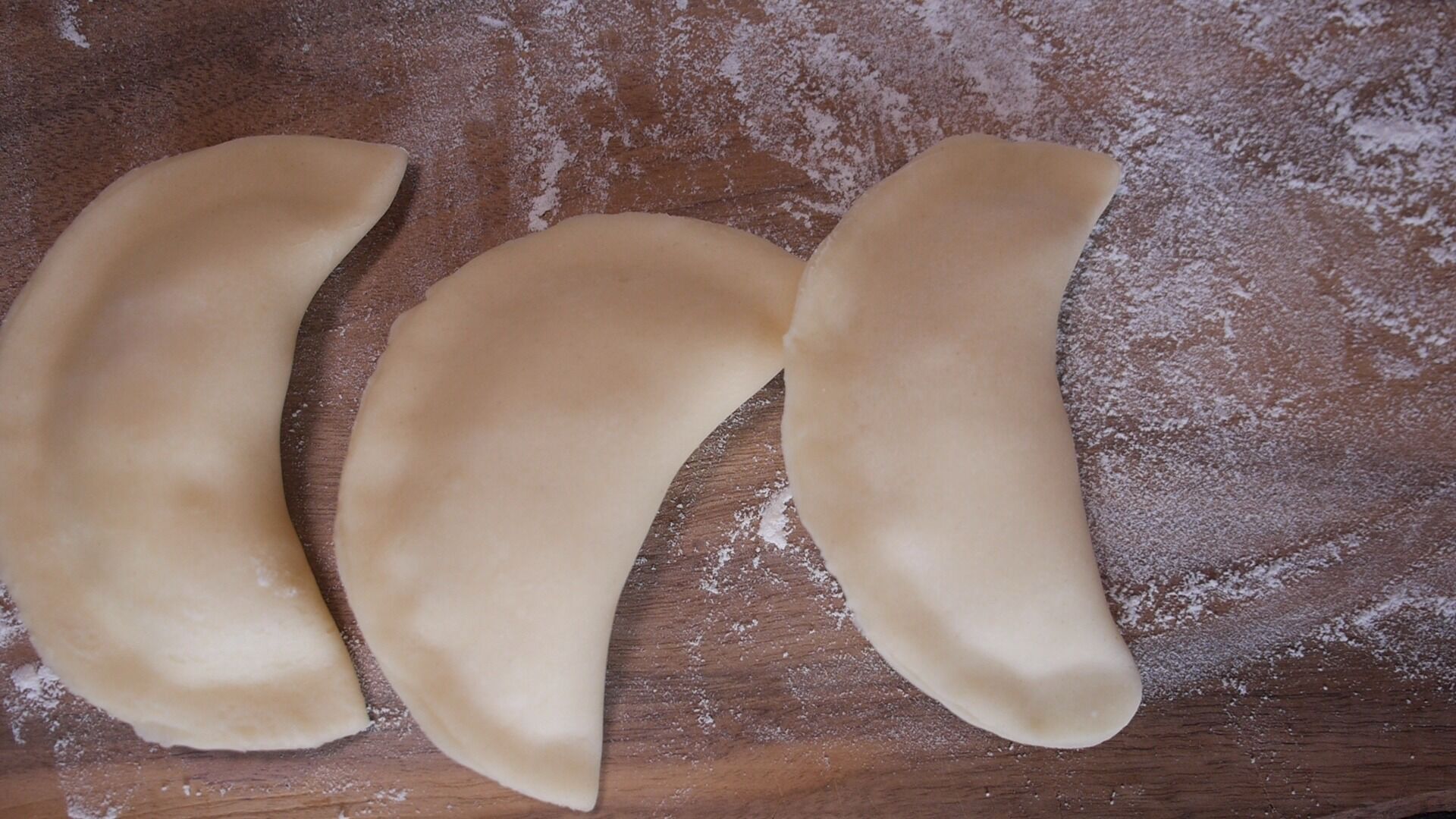 Тісто для вареників: поради Тісто для вареників: поради