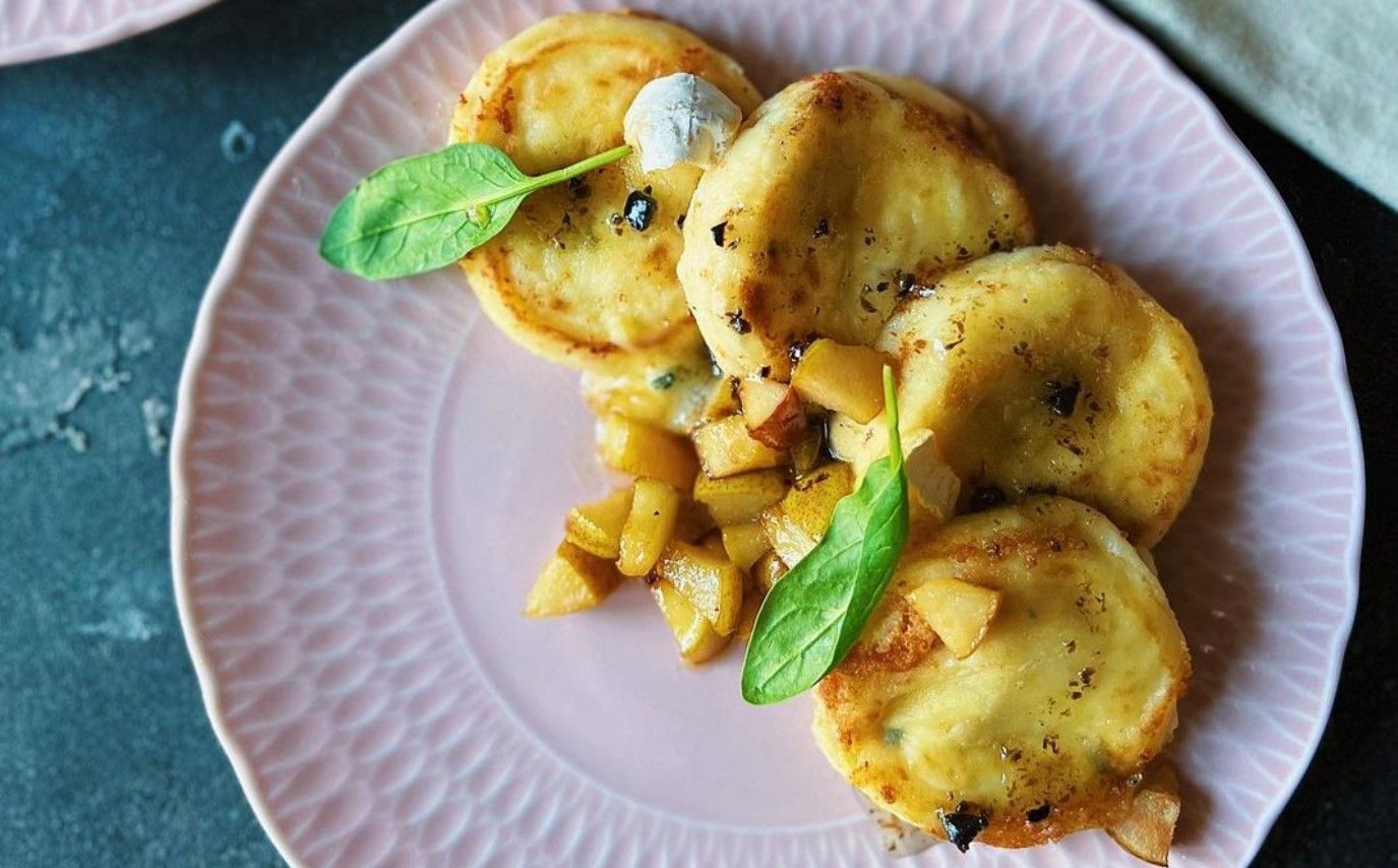 Сирники з горгонзолою Сирники з горгонзолою