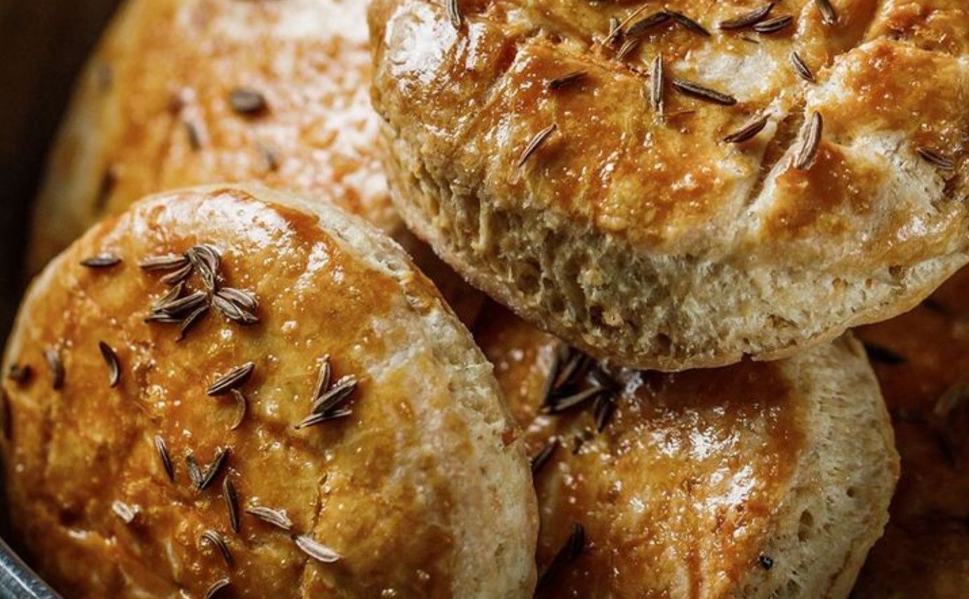 Погачі на салі Погачі на салі