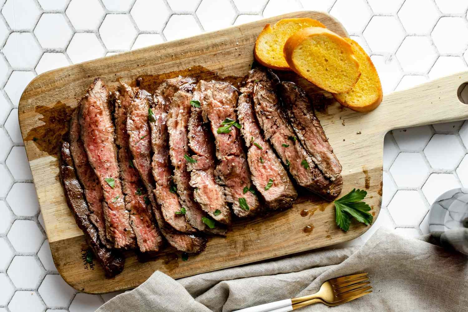 Стейк из мяса Стейк из мяса