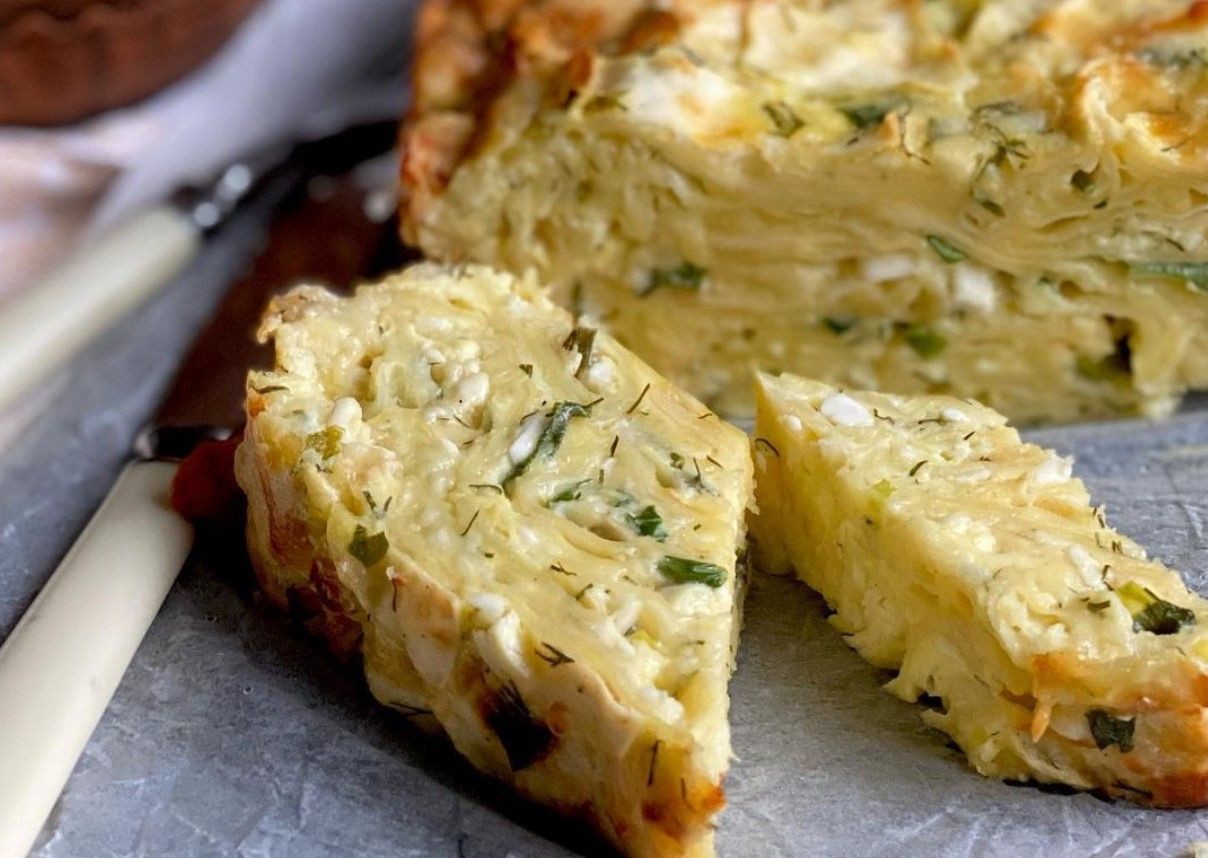 Рваний пиріг з лаваша та сиру Рваний пиріг з лаваша та сиру