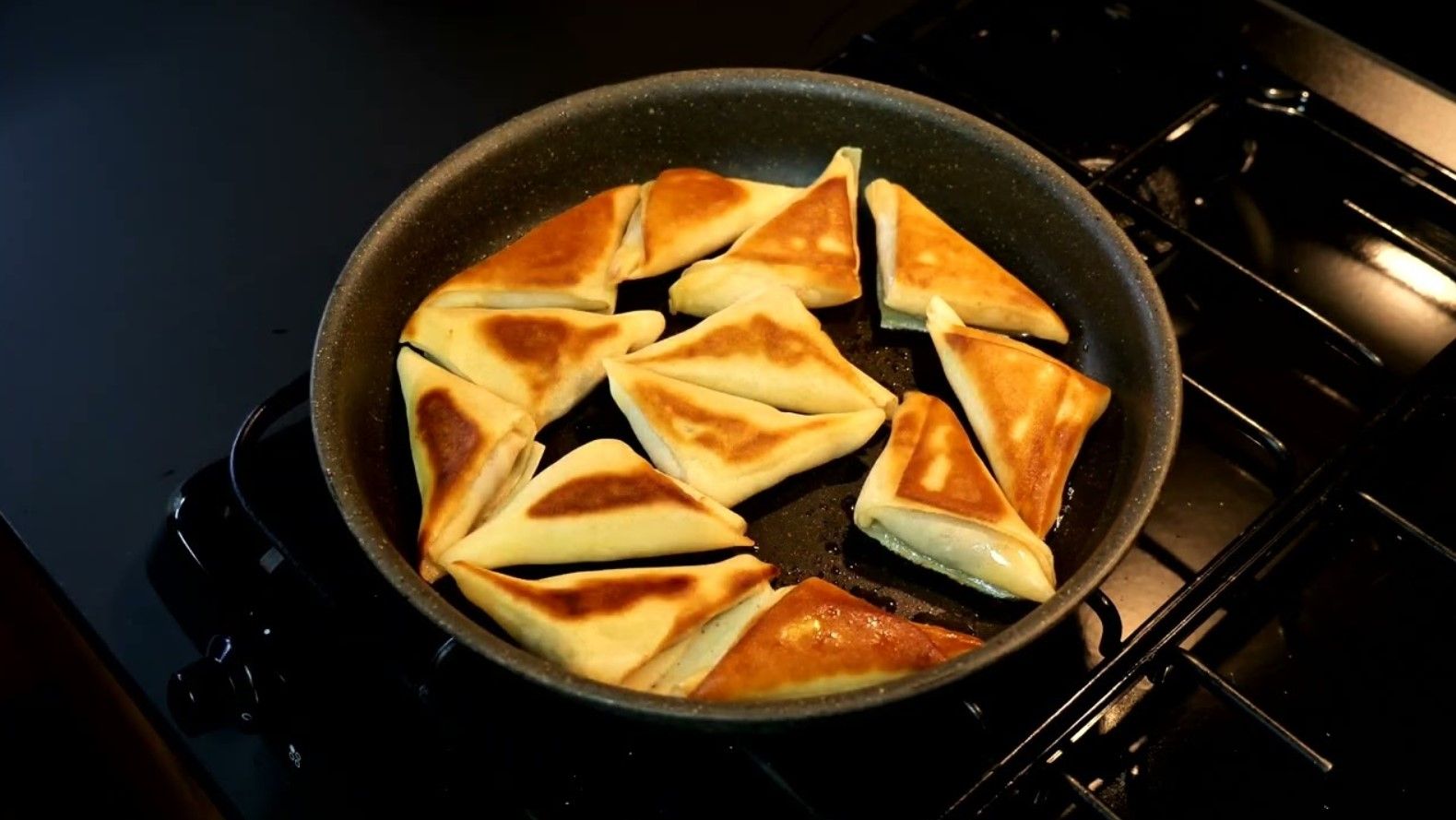 Бандерики с куриным фаршем Бандерики с куриным фаршем