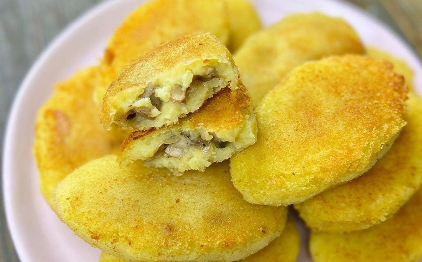 Картофельные зразы с грибами Картофельные зразы с грибами