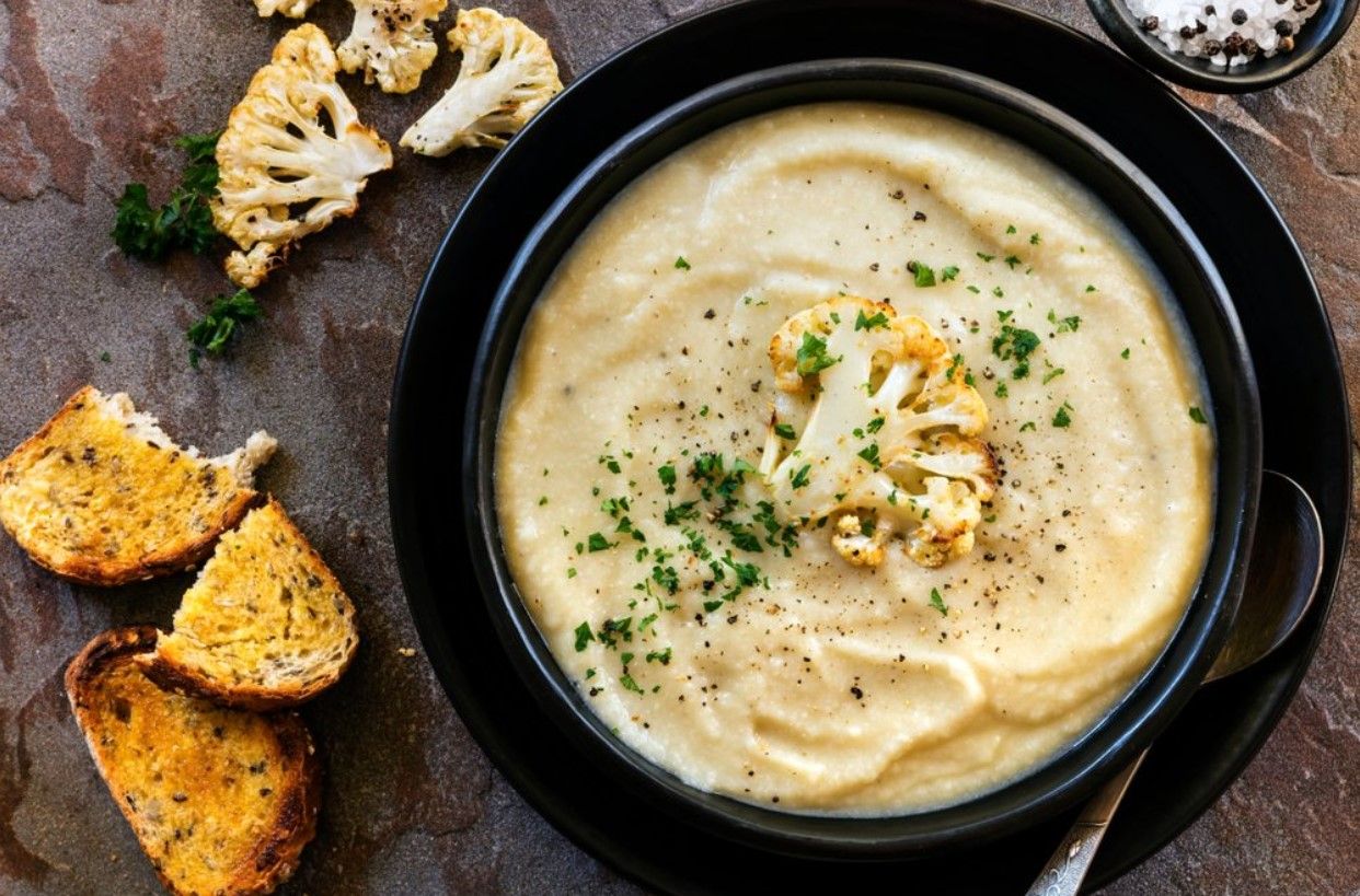 Крем-суп з цвітної капусти Крем-суп з цвітної капусти