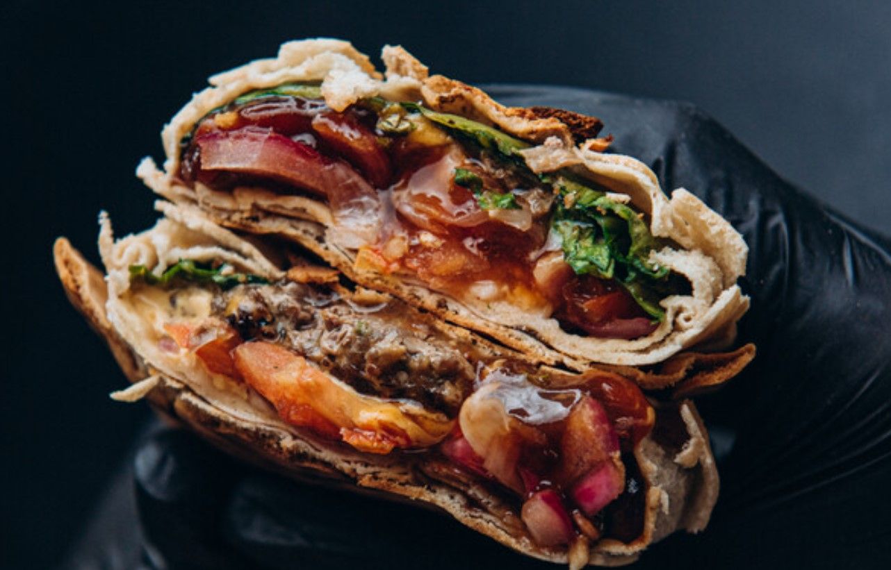 Бургер в лаваше Бургер в лаваше