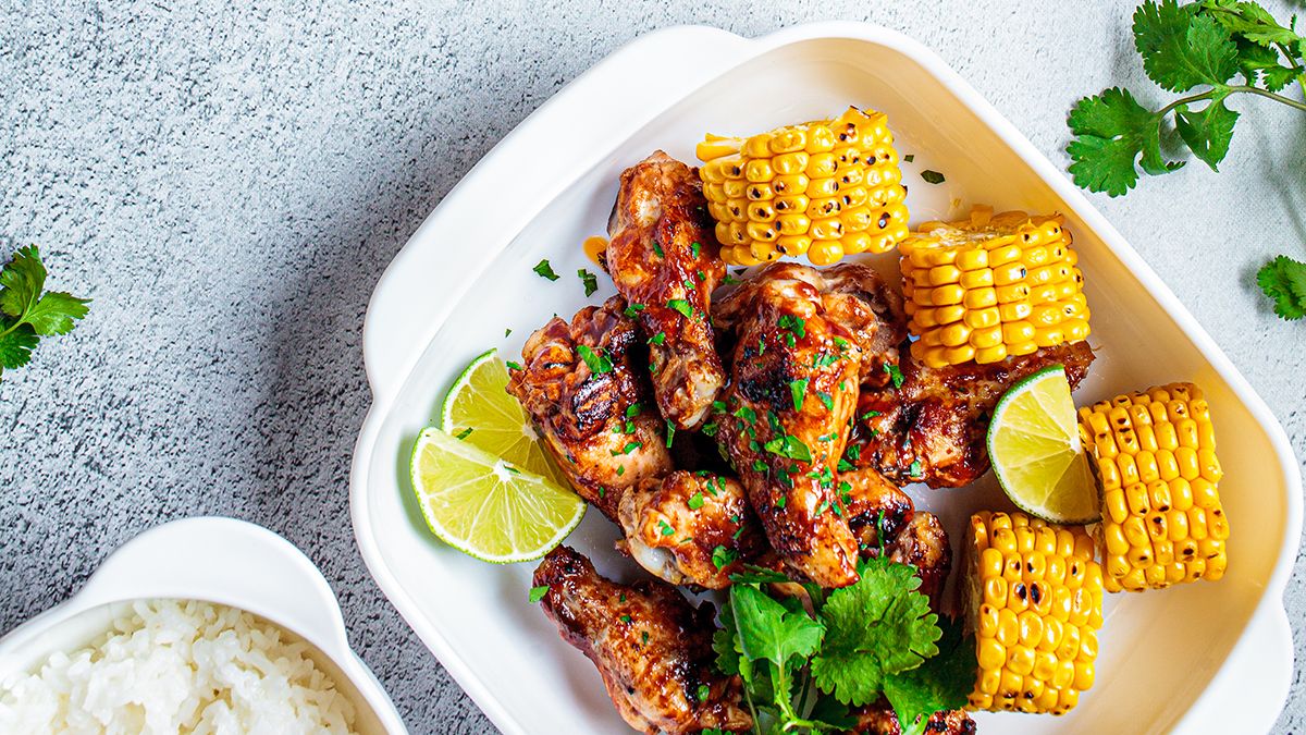 Как быстро и легко приготовить куриные крылышки и голени на гриле Как быстро и легко приготовить куриные крылышки и голени на гриле