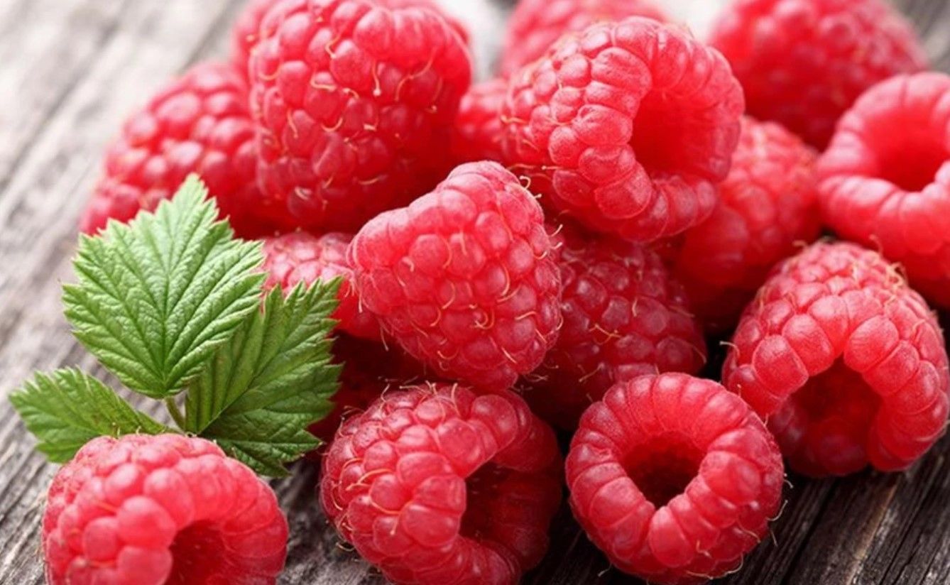 Допоможе чи заподіє шкоди миття малини?