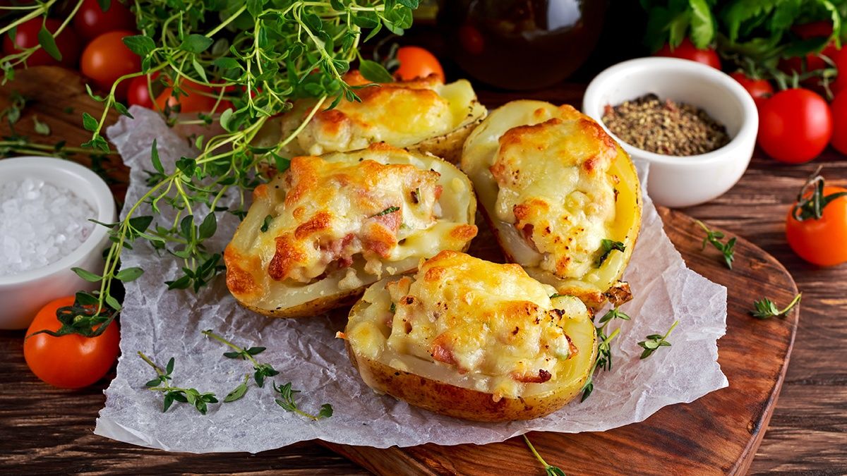Картофельные лодочки с куриным фаршем Картофельные лодочки с куриным фаршем