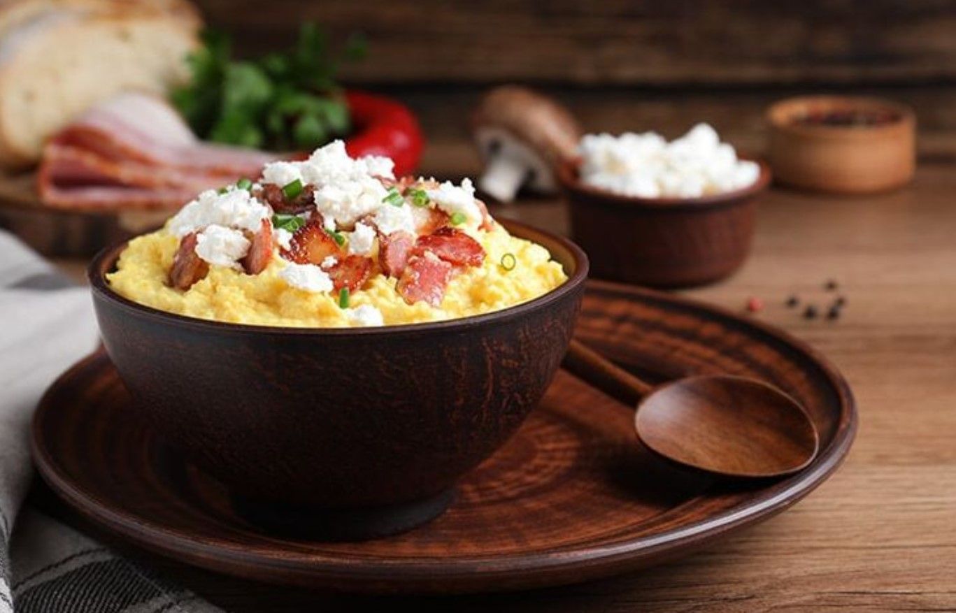 Банош со шкварками Банош со шкварками