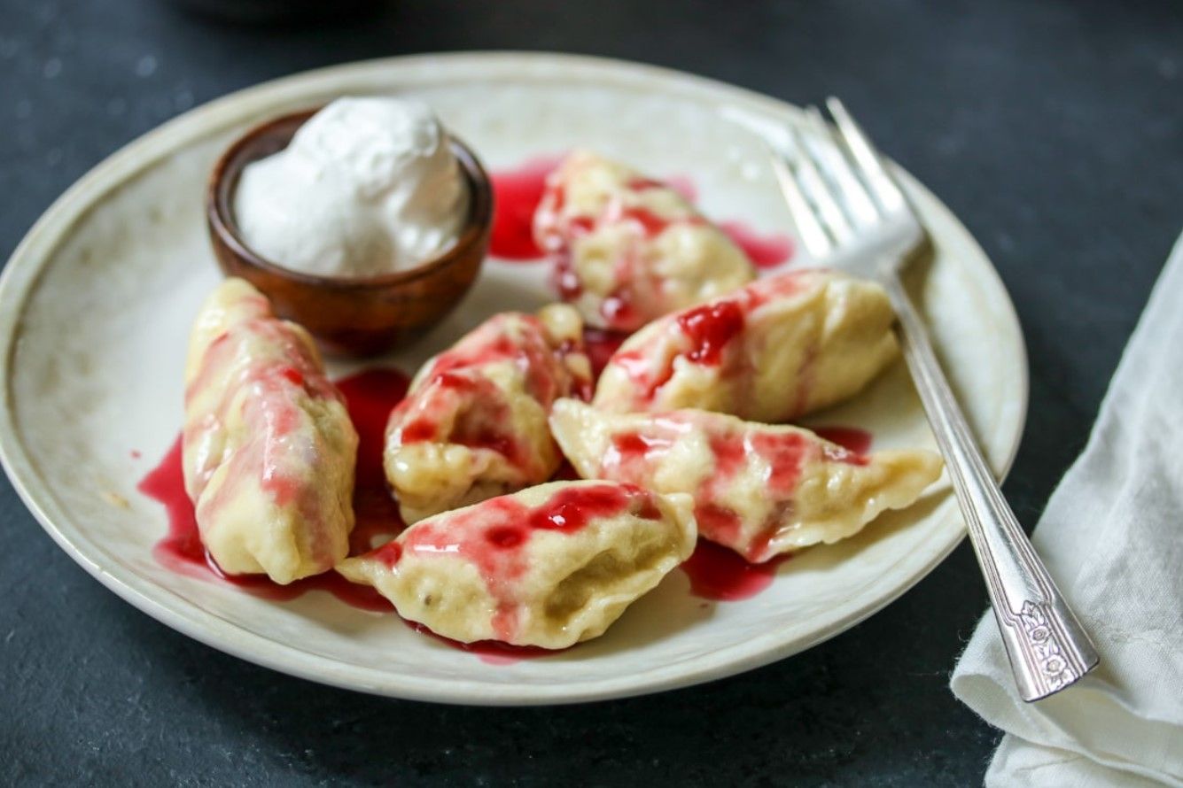 Вареники з вишнями Вареники з вишнями