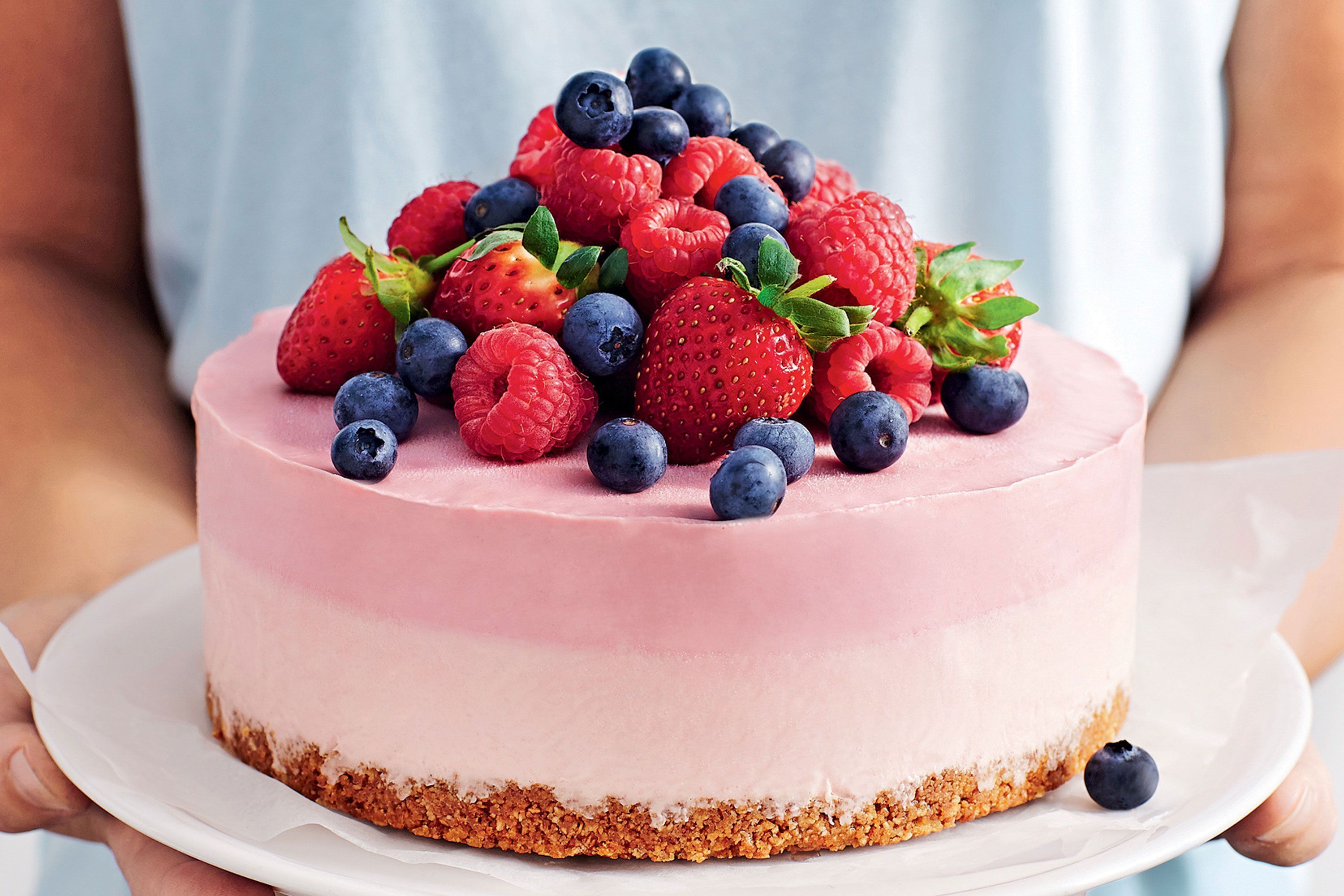 Ягідний чизкейк торт Ягідний чизкейк торт