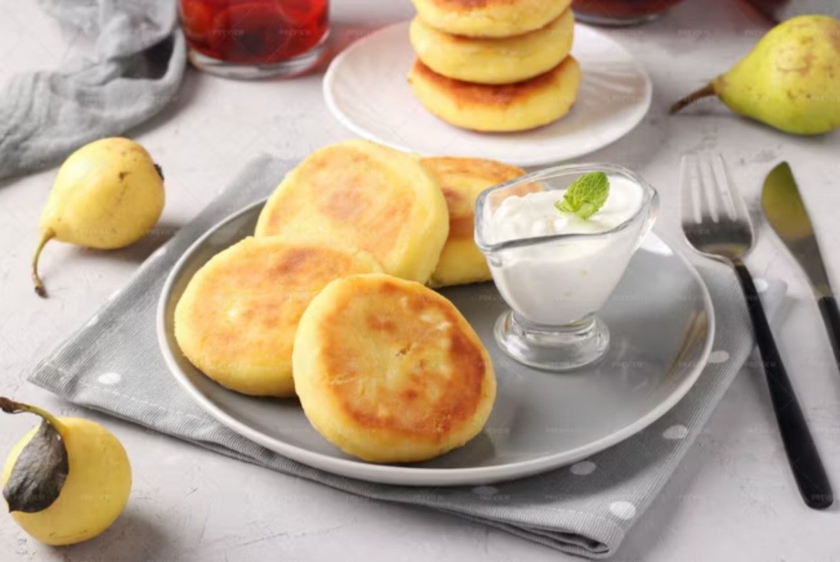 Сырники со шпинатом Сырники со шпинатом