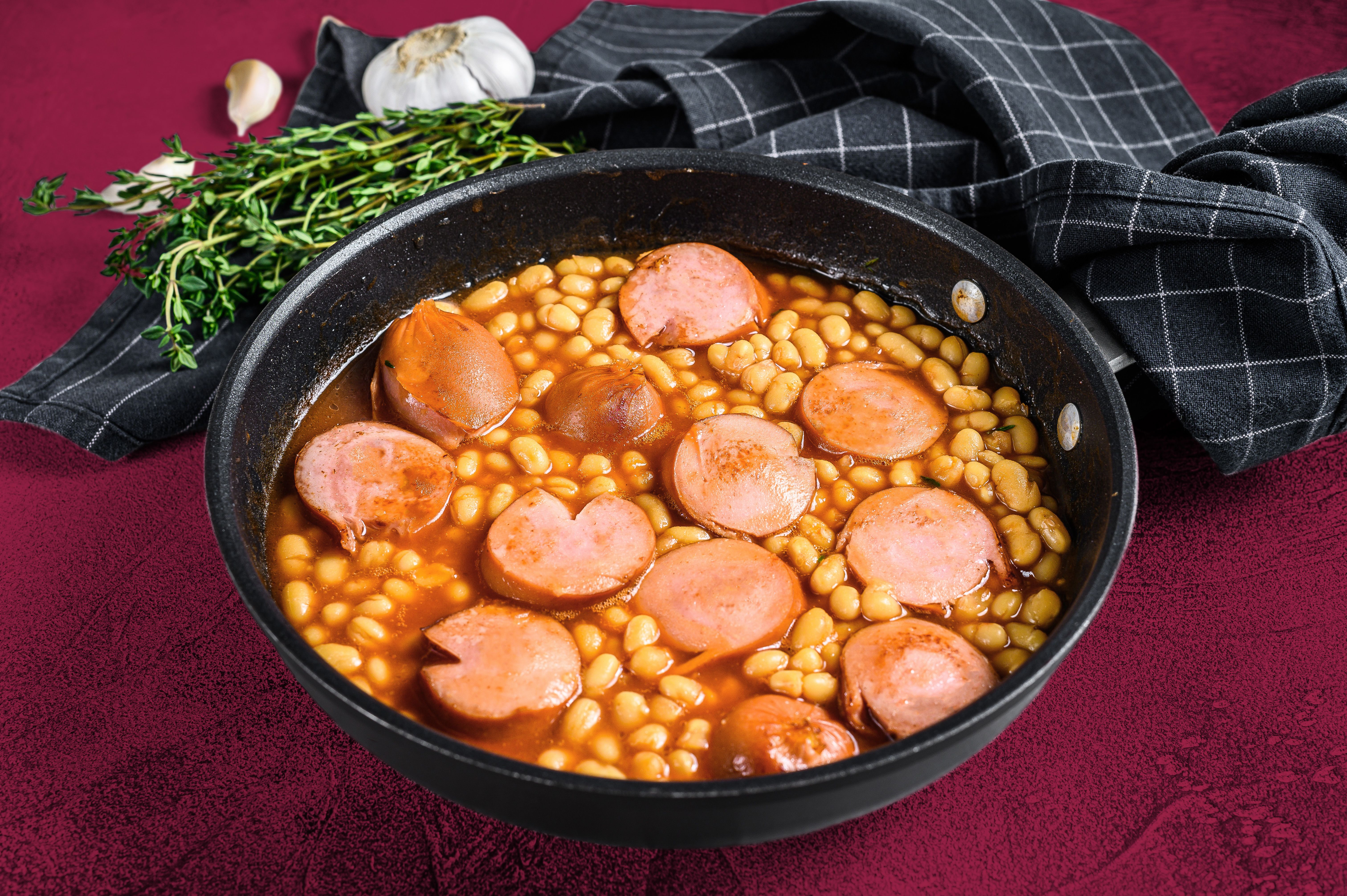 Цікаві факти про сосиски та оригінальні страви з ними, які варто спробувати - Новини Смачно Цікаві факти про сосиски та оригінальні страви з ними, які варто спробувати - Новини Смачно