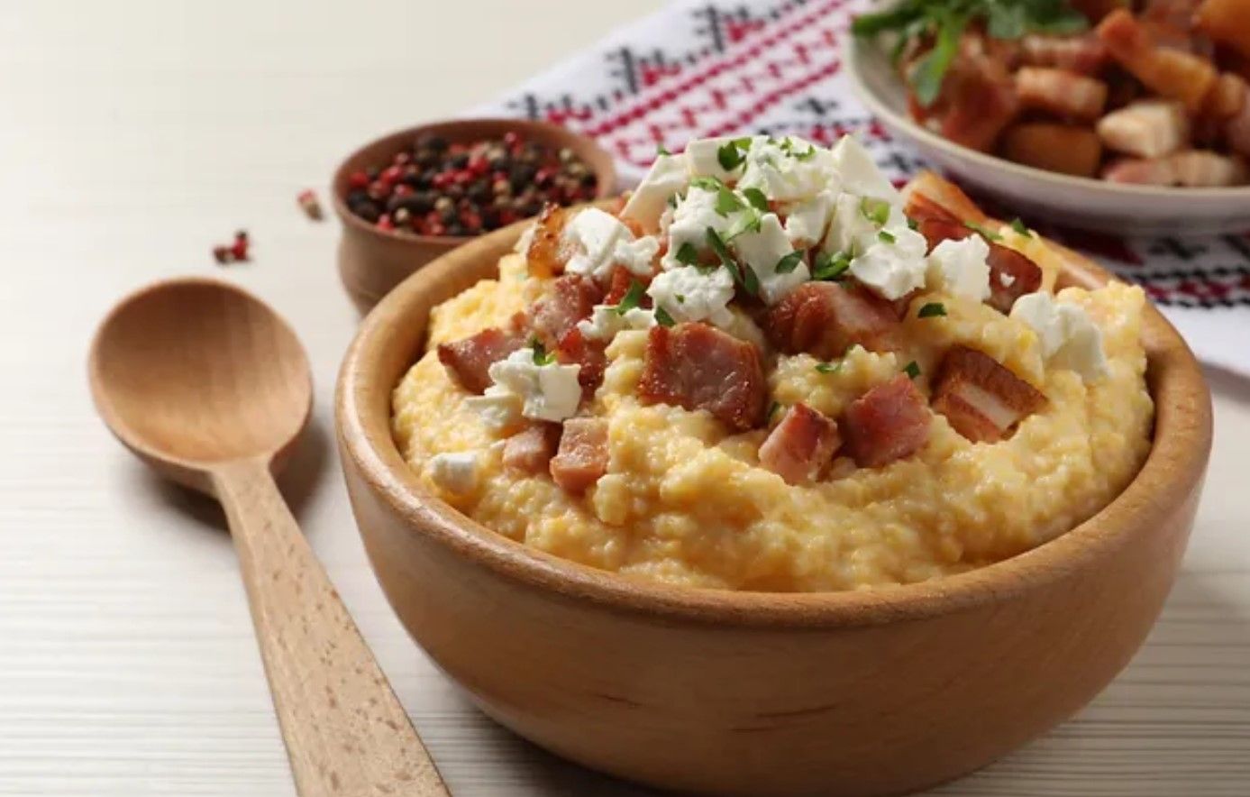 Банош с брынзой Банош с брынзой