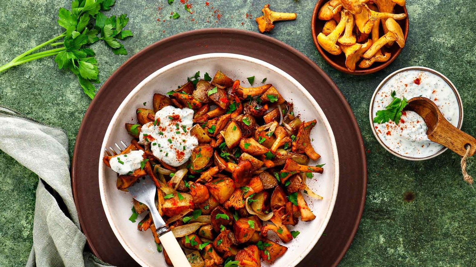 Картопляний салат з лисичками Картопляний салат з лисичками