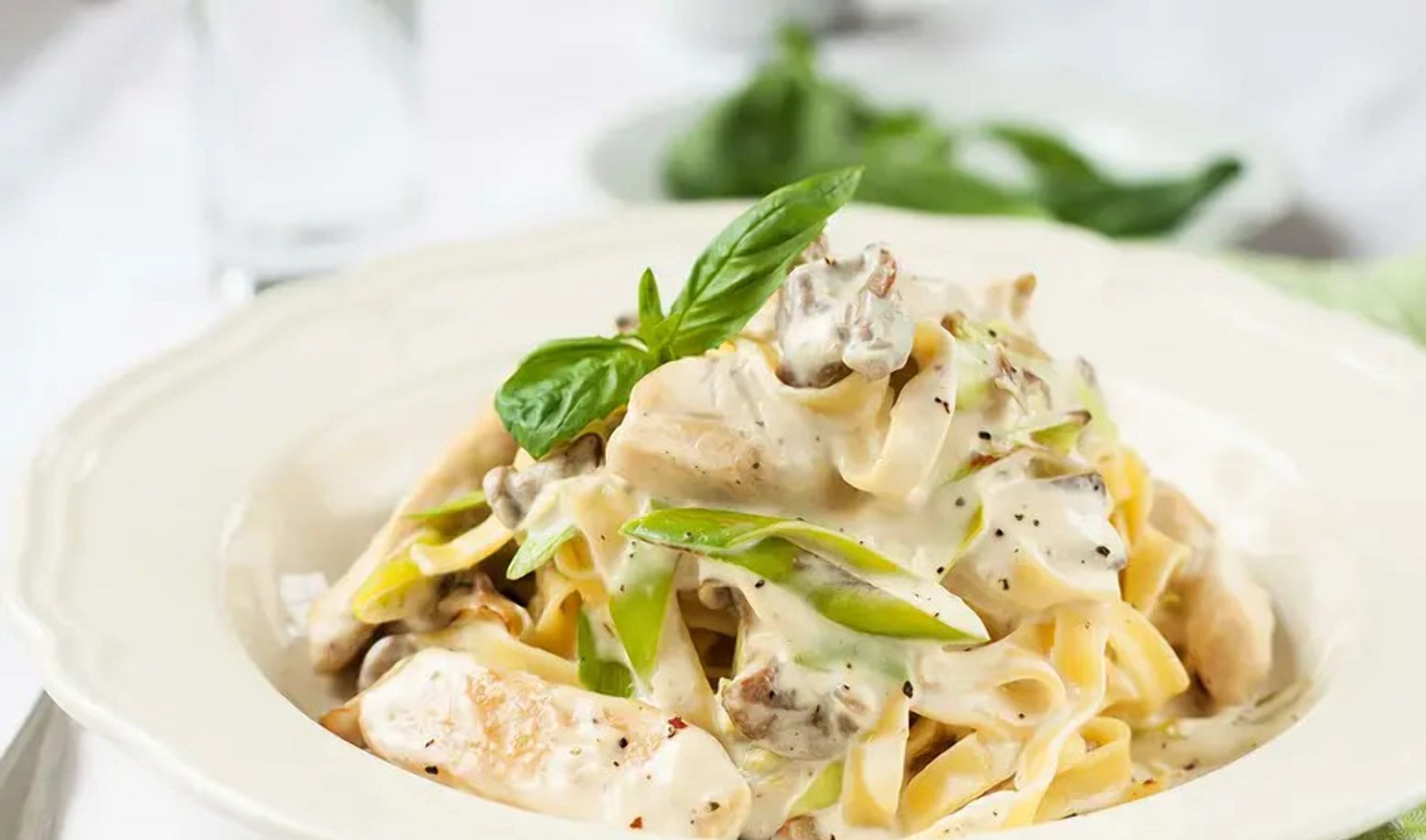 Курица с грибами: рецепт Курица с грибами: рецепт