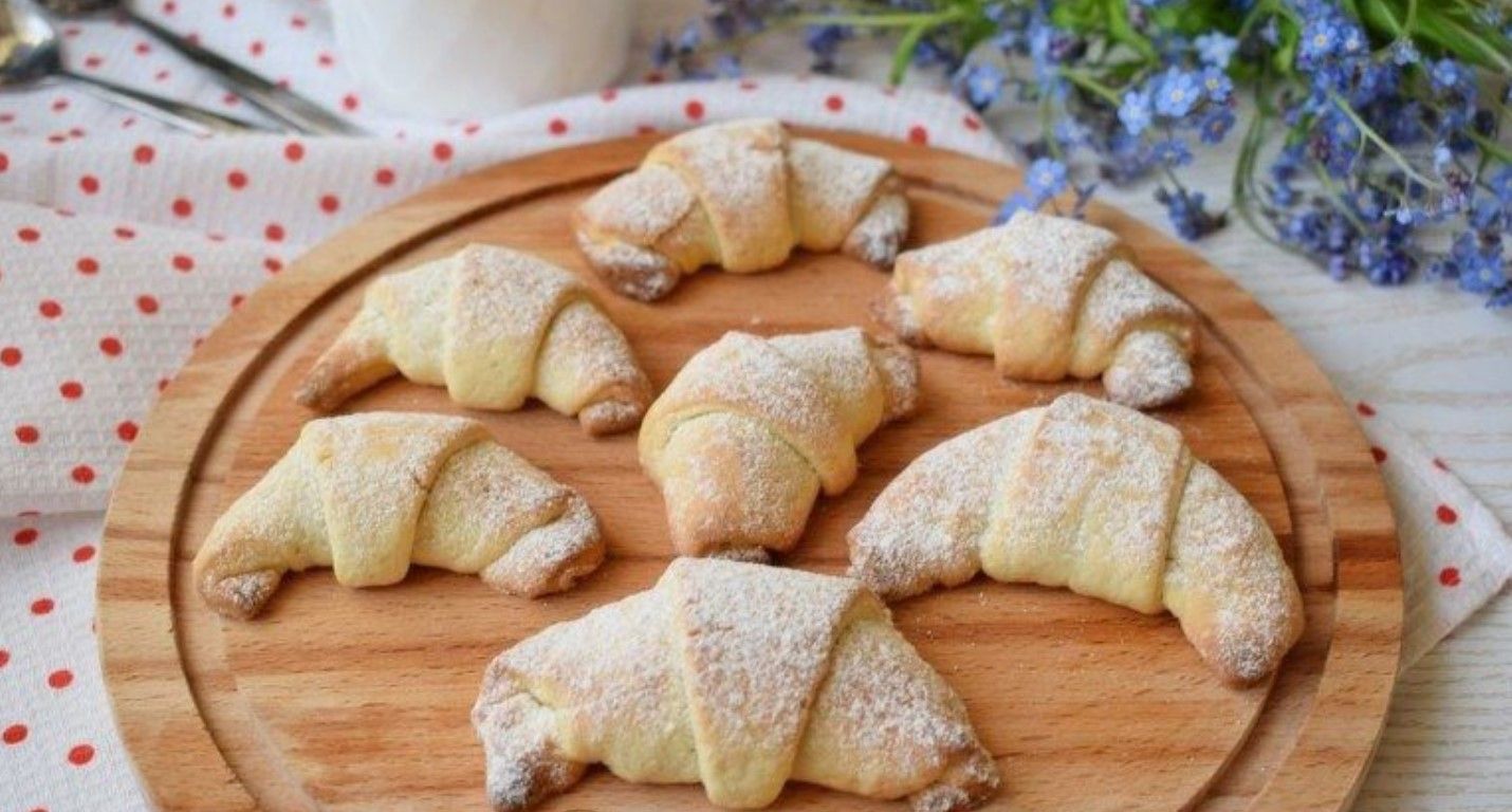 Рогалики з повидлом Рогалики з повидлом