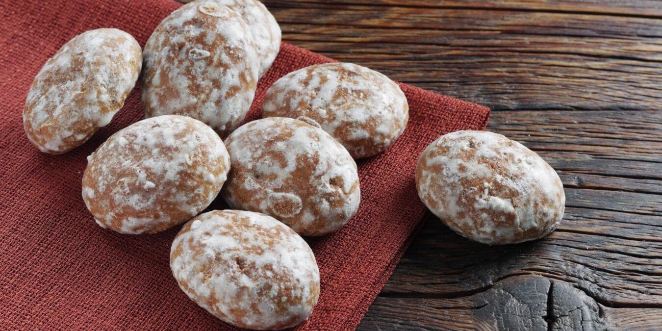 Домашние пряники в глазури Малютка на сметане - приготовьте быстро по простому рецепту - Новости Вкусно Домашние пряники в глазури Малютка на сметане - приготовьте быстро по простому рецепту - Новости Вкусно