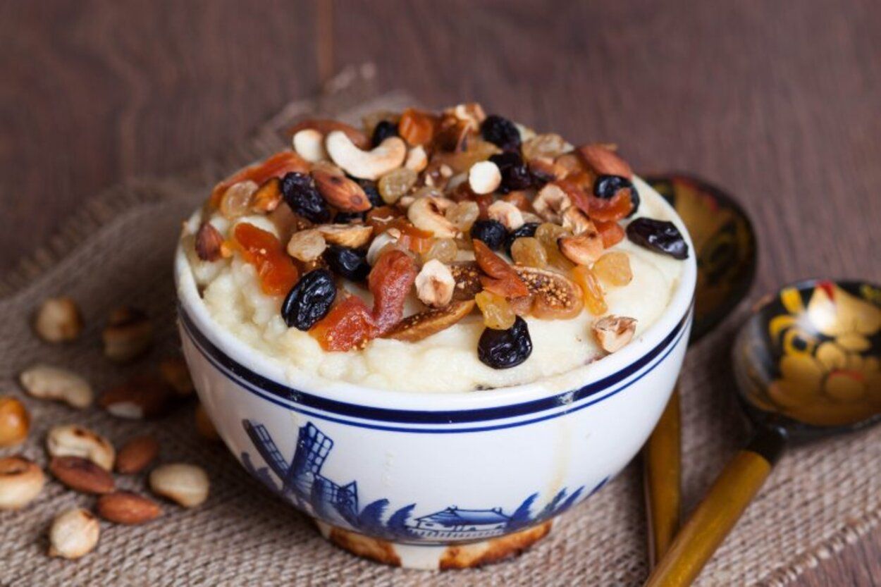 Как варить манку – приготовьте манную кашу без комочков – быстрый рецепт - Новости Вкусно Как варить манку – приготовьте манную кашу без комочков – быстрый рецепт - Новости Вкусно