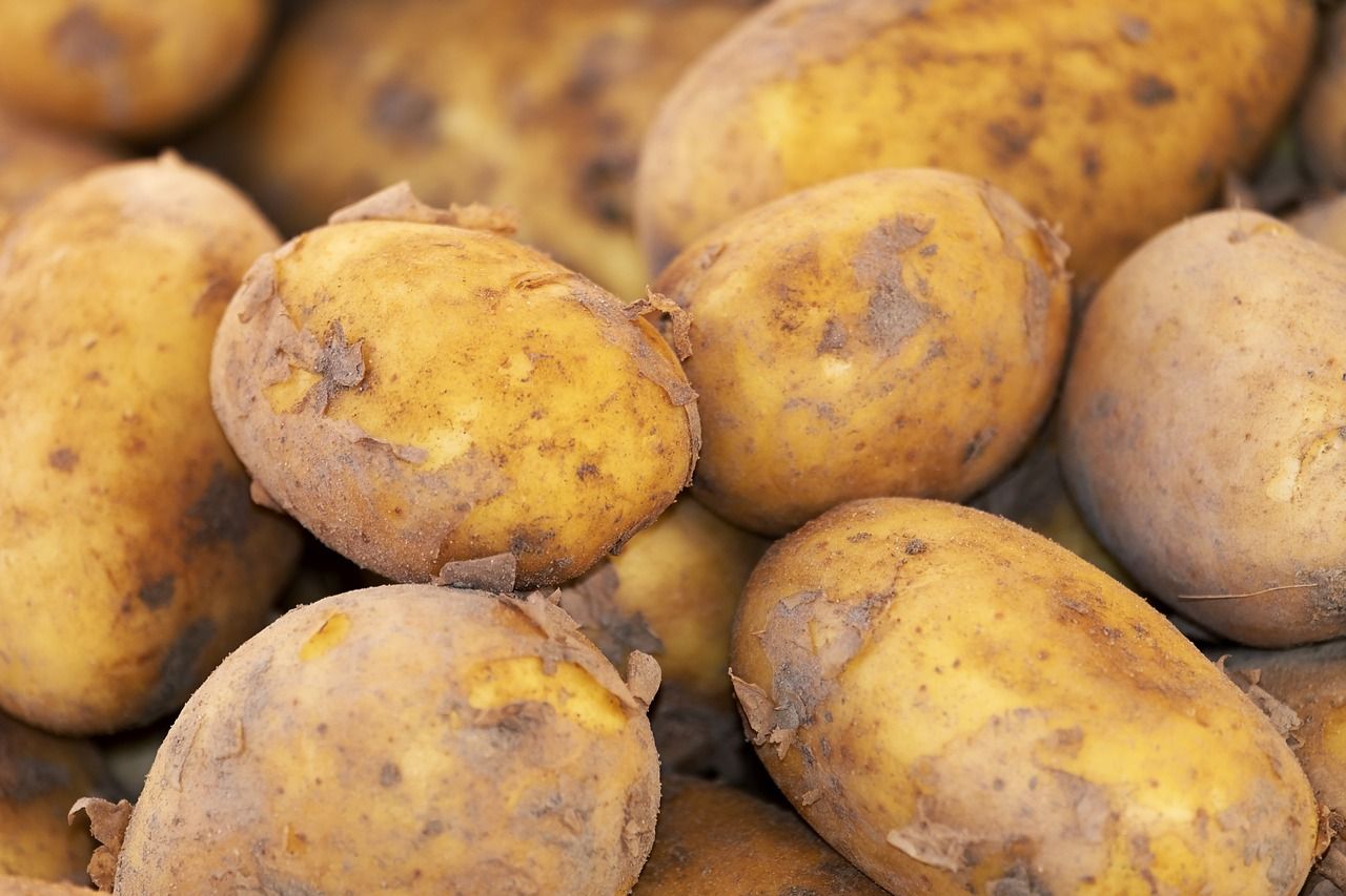 Як швидко помити картоплю: цікавий лайфхак
