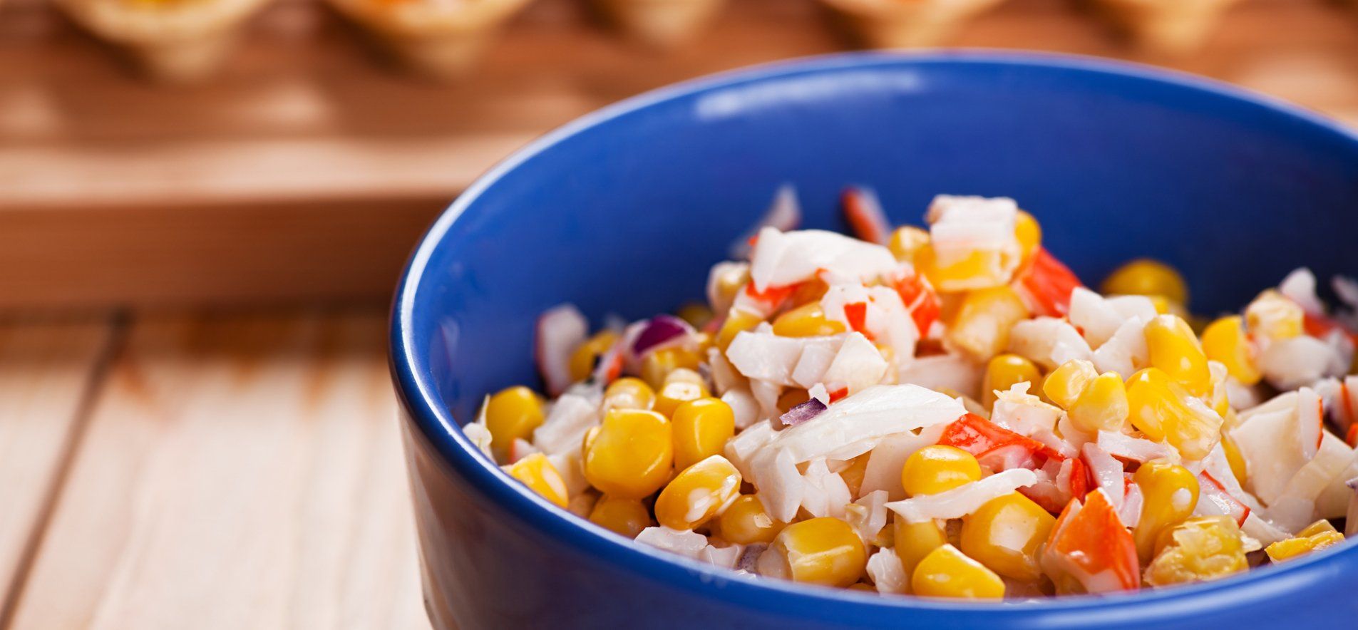 Салат з крабовими паличками - приготуйте на Новий рік просто - класичний рецепт - Новини Смачно Салат з крабовими паличками - приготуйте на Новий рік просто - класичний рецепт - Новини Смачно