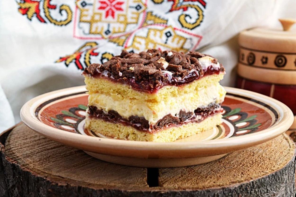 Пляцок Вишиванка - приготуйте смачний торт - покроковий рецепт - Новини Смачно