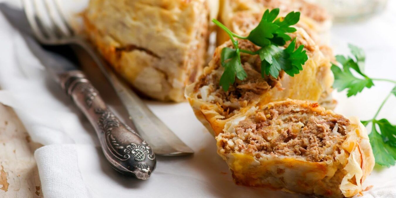 Мясной рулет из лаваша – приготовьте с куриным фаршем – простой рецепт - Новости Вкусно Мясной рулет из лаваша – приготовьте с куриным фаршем – простой рецепт - Новости Вкусно