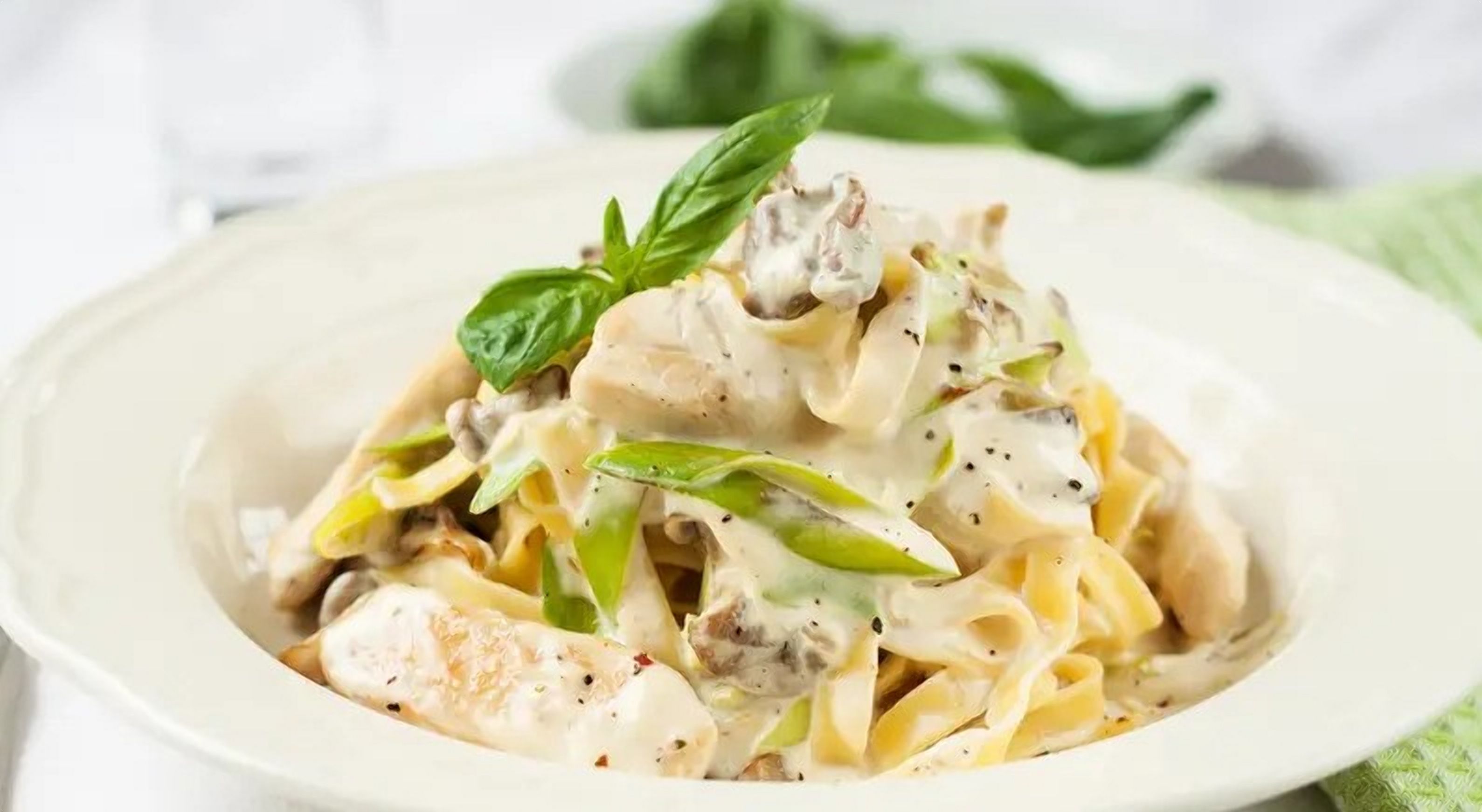 Карбонара з куркою: рецепт Карбонара з куркою: рецепт