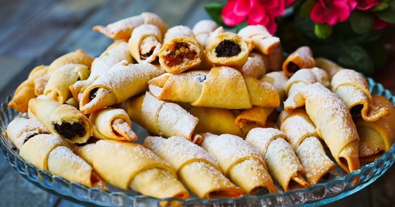 Закарпатські кіфлики - приготуйте з вишнями - простий рецепт - Новини Смачно Закарпатські кіфлики - приготуйте з вишнями - простий рецепт - Новини Смачно