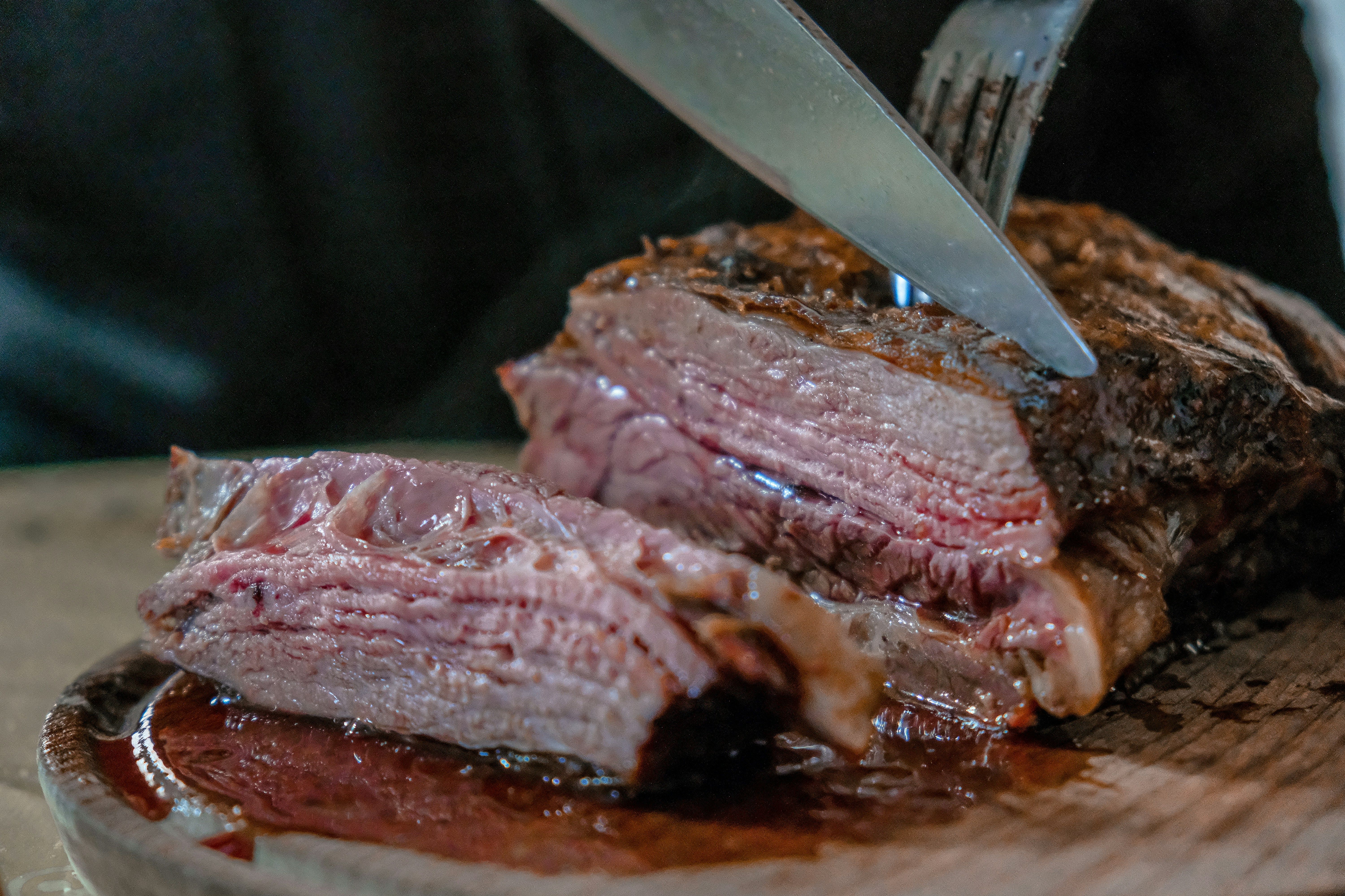 Как правильно готовить свинину - приготовьте с маслом - простой рецепт - Новости Вкусно