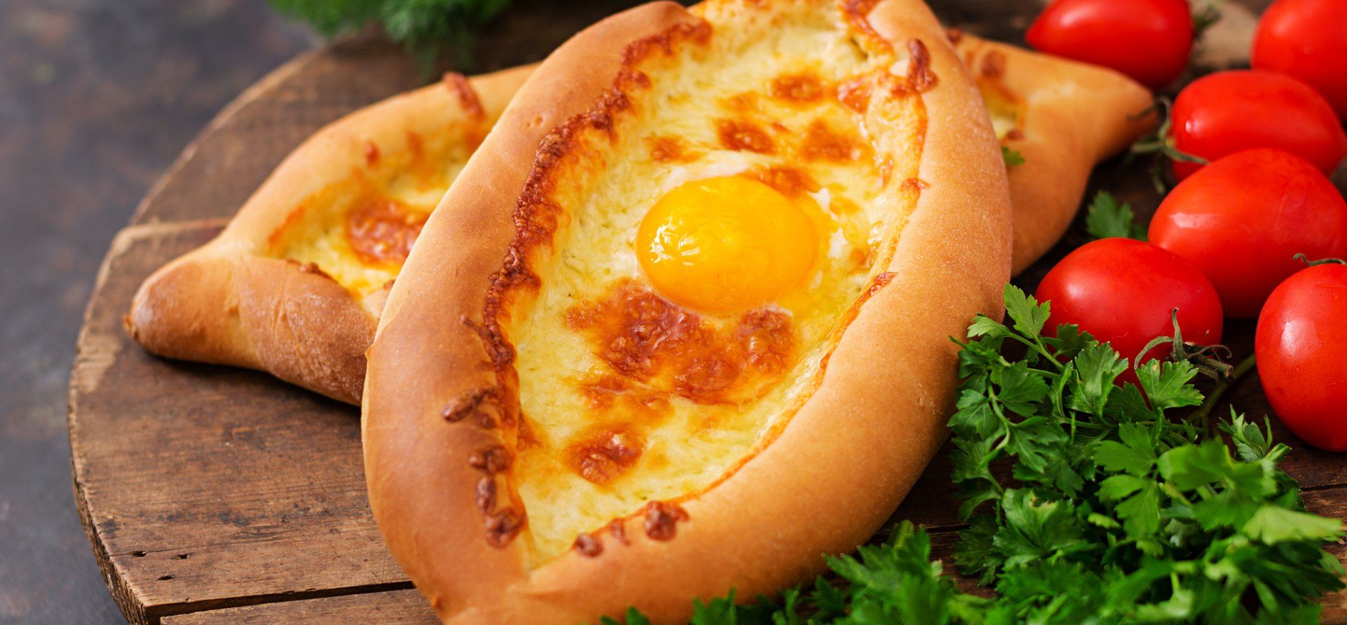 Как готовить хачапури по-аджарски - проверенный рецепт - Новости Вкусно Как готовить хачапури по-аджарски - проверенный рецепт - Новости Вкусно