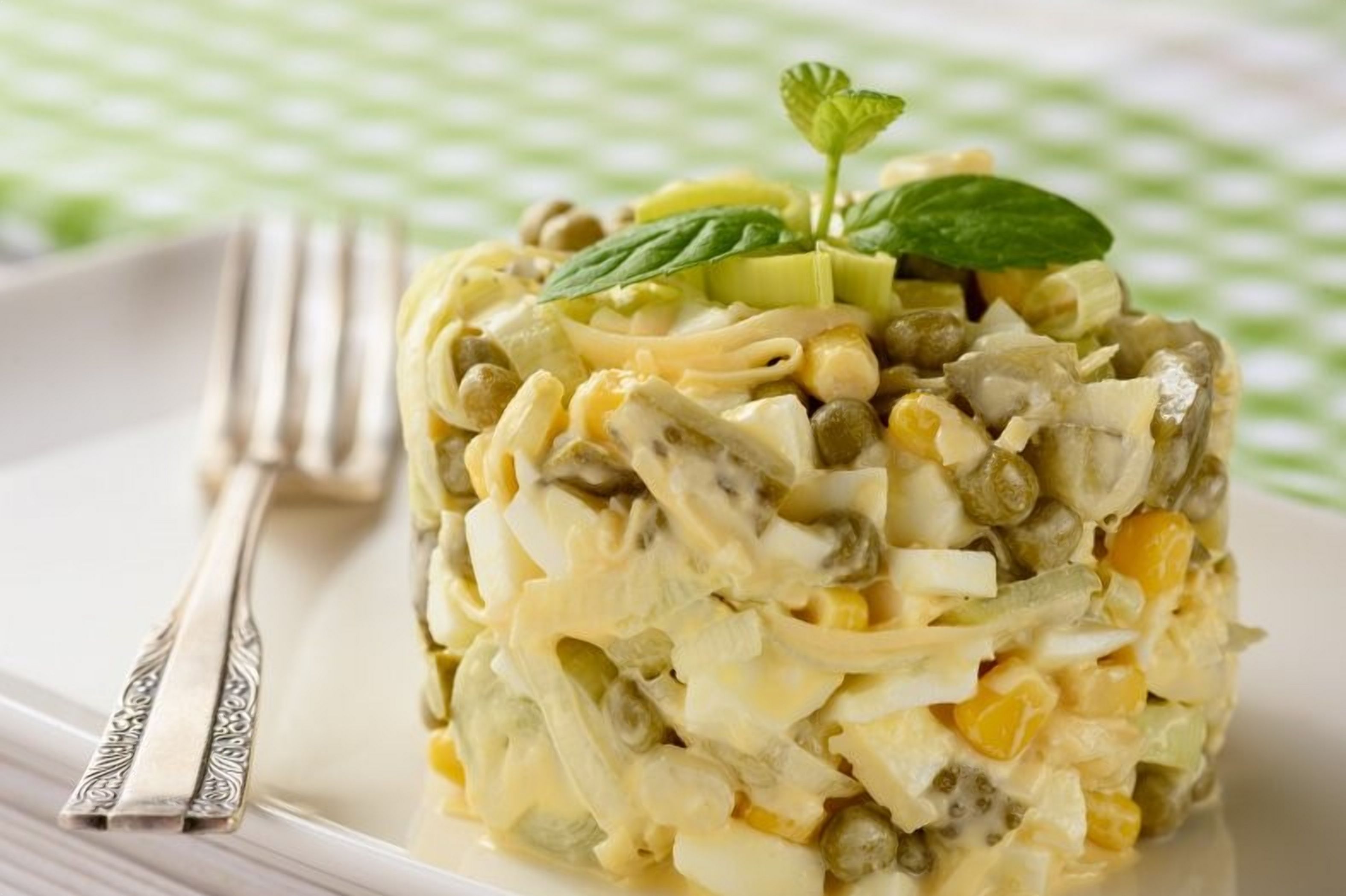 Салат с горошком: рецепт Салат с горошком: рецепт