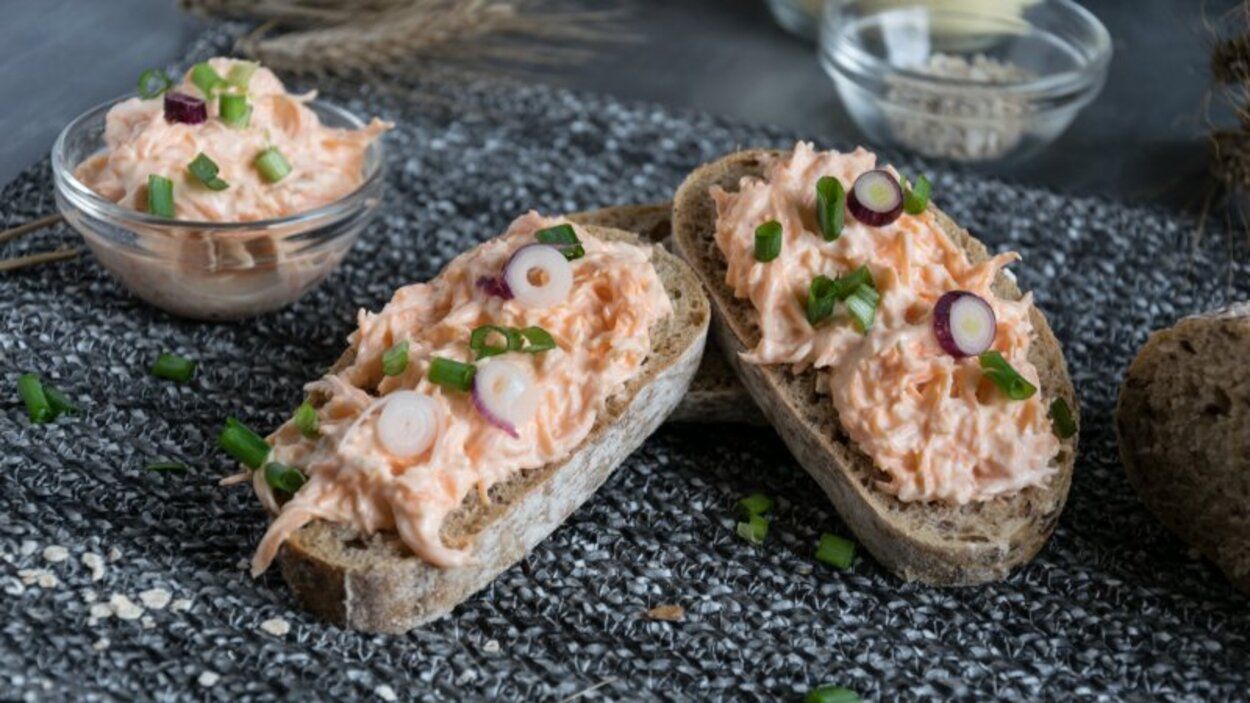 Намазка з моркви - готуємо з яєць та плавленого сирка - простий рецепт - Новини Смачно Намазка з моркви - готуємо з яєць та плавленого сирка - простий рецепт - Новини Смачно