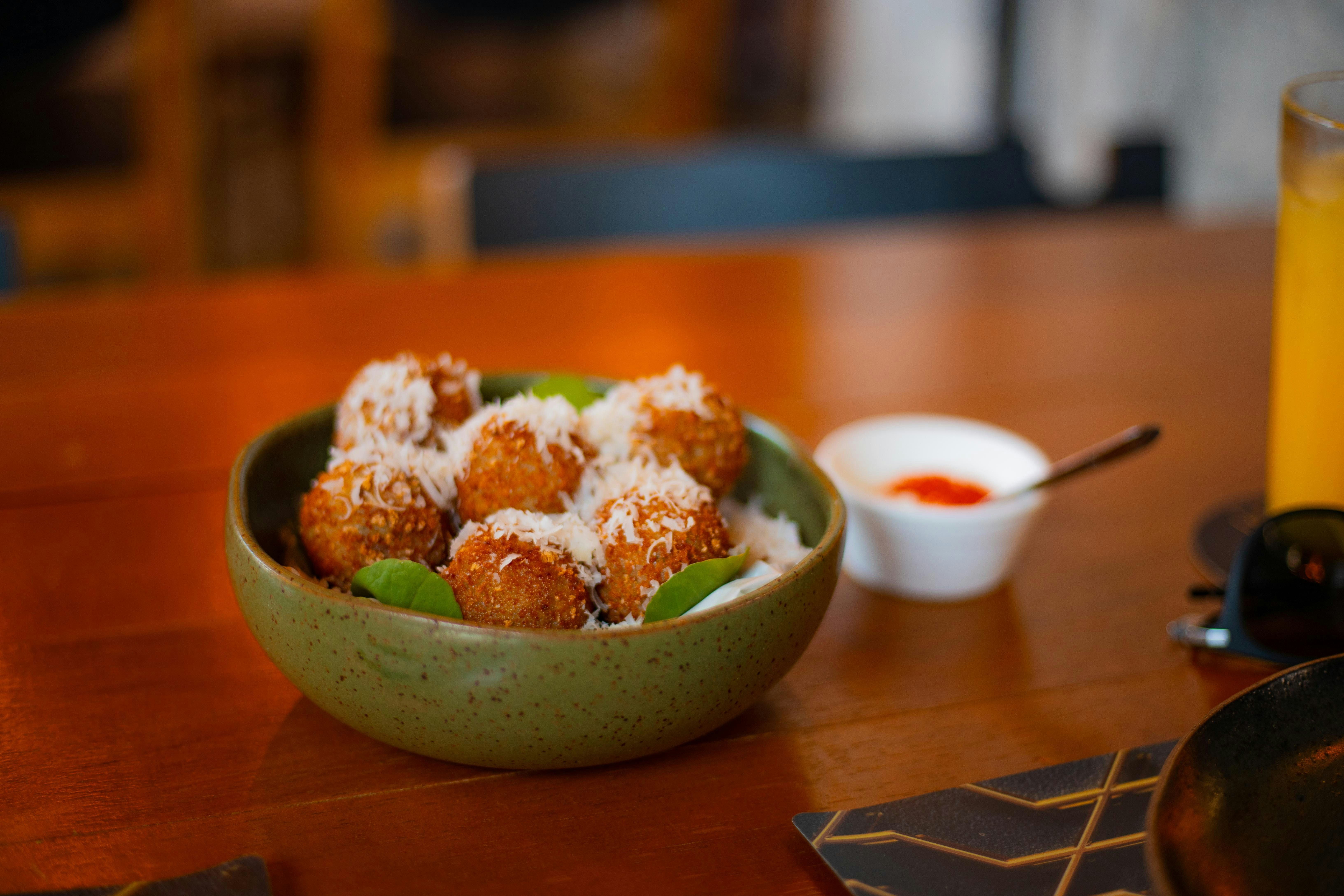 Фрикадельки з грибами та куркою - приготуйте за простим рецептом - Новини Смачно Фрикадельки з грибами та куркою - приготуйте за простим рецептом - Новини Смачно