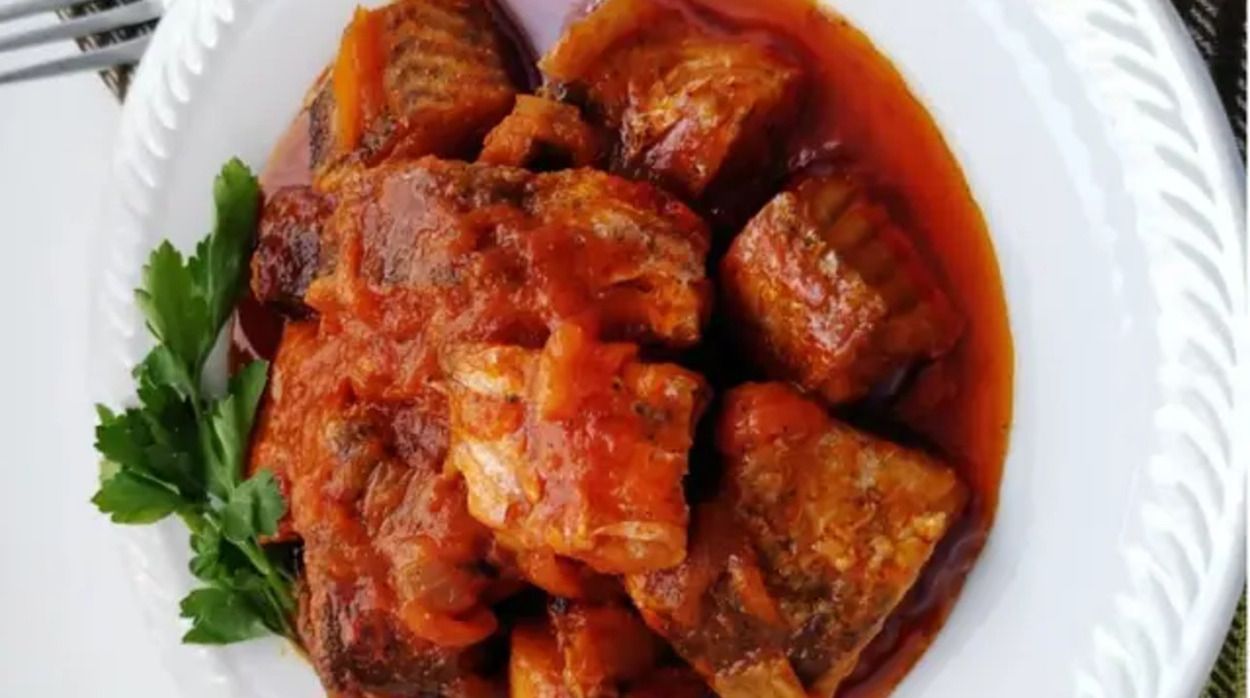 Рыба в томатном соусе - как приготовить хек вкусно - пошаговый рецепт - Новости Вкусно