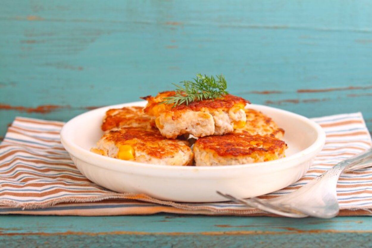 Курячі котлети - як робити котлети з курятини та рису - покроковий рецепт - Новини Смачно Курячі котлети - як робити котлети з курятини та рису - покроковий рецепт - Новини Смачно