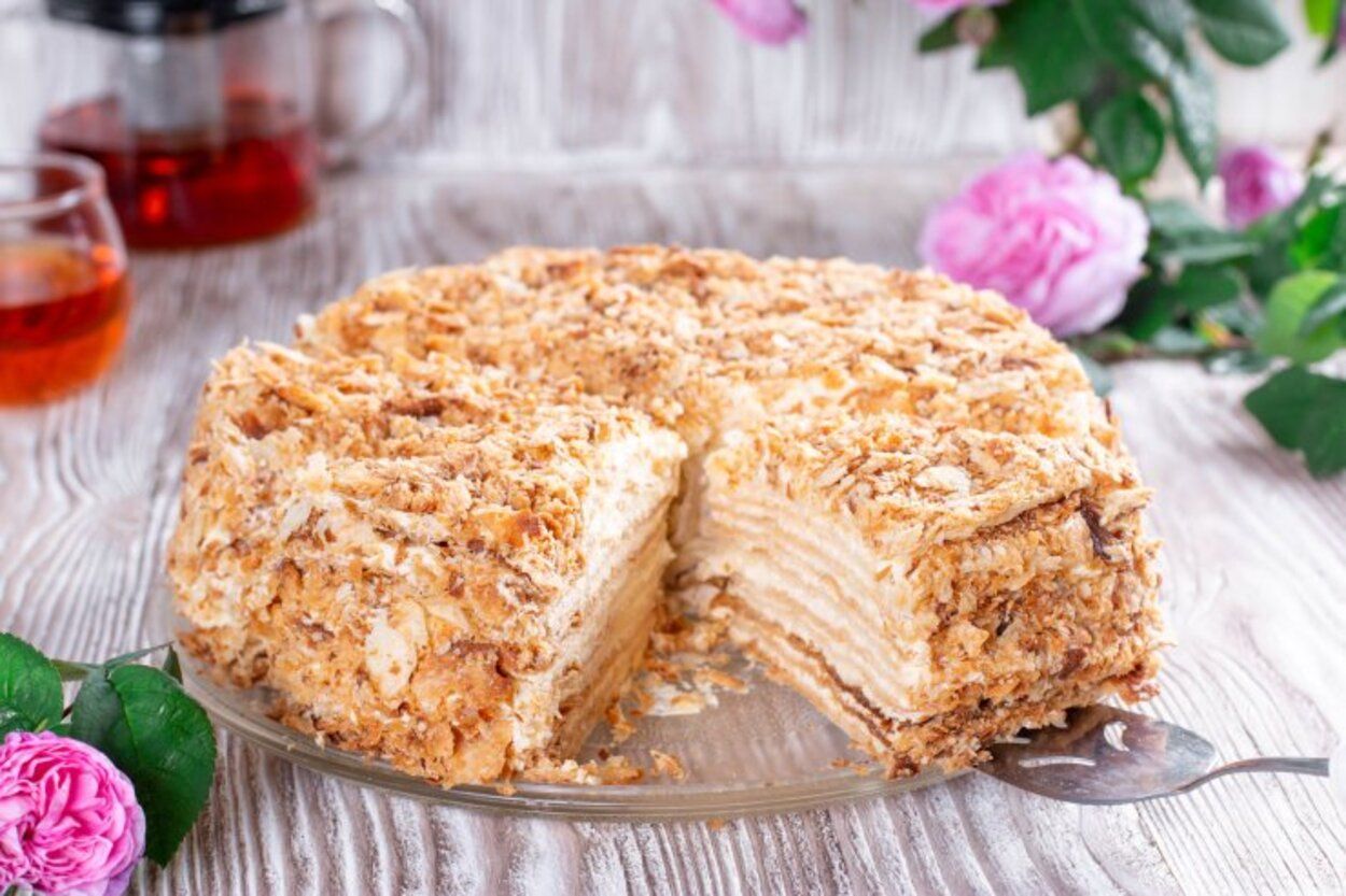Наполеон - приготовьте со сгущенкой - проверенный рецепт - Новости Вкусно Наполеон - приготовьте со сгущенкой - проверенный рецепт - Новости Вкусно