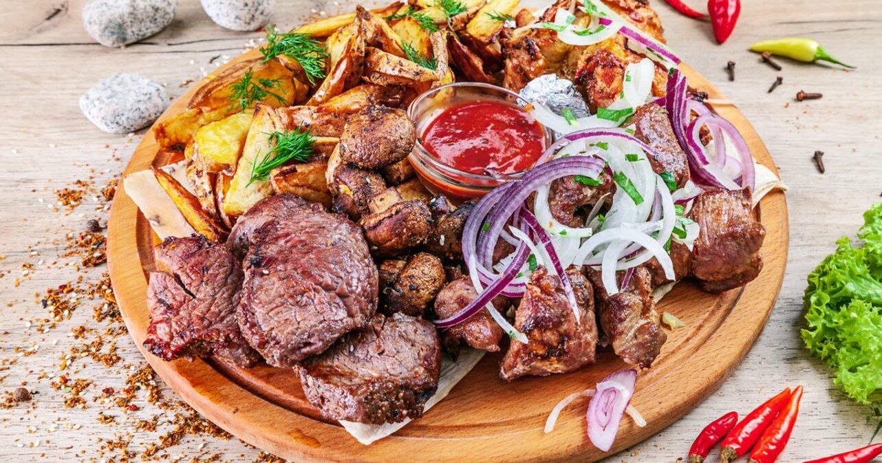 3 лучших маринада для шашлыка - узнайте, как замариновать мясо - простой рецепт - Новости Вкусно 3 лучших маринада для шашлыка - узнайте, как замариновать мясо - простой рецепт - Новости Вкусно
