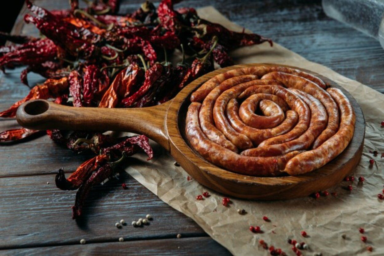 Рецепт домашней колбасы на Пасху - приготовьте просто и быстро - Новости Вкусно