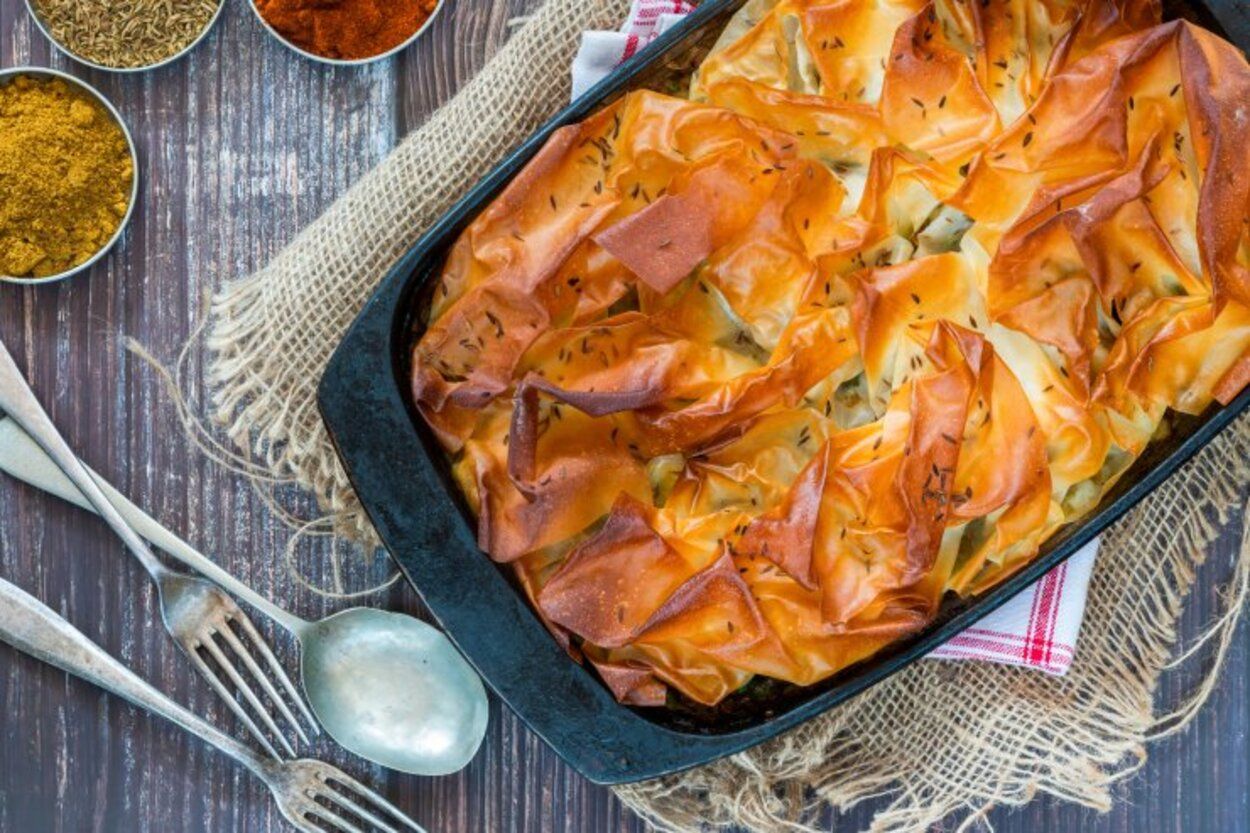 Пирог из теста фило - приготовьте с ветчиной и сыром - простой рецепт - Новости Вкусно Пирог из теста фило - приготовьте с ветчиной и сыром - простой рецепт - Новости Вкусно