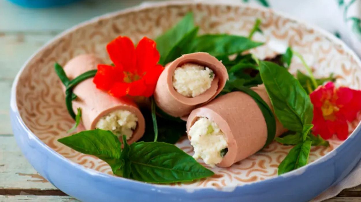 Закуска з вареної ковбаси - приготуйте з вершковим сиром - простий рецепт - Новини Смачно Закуска з вареної ковбаси - приготуйте з вершковим сиром - простий рецепт - Новини Смачно